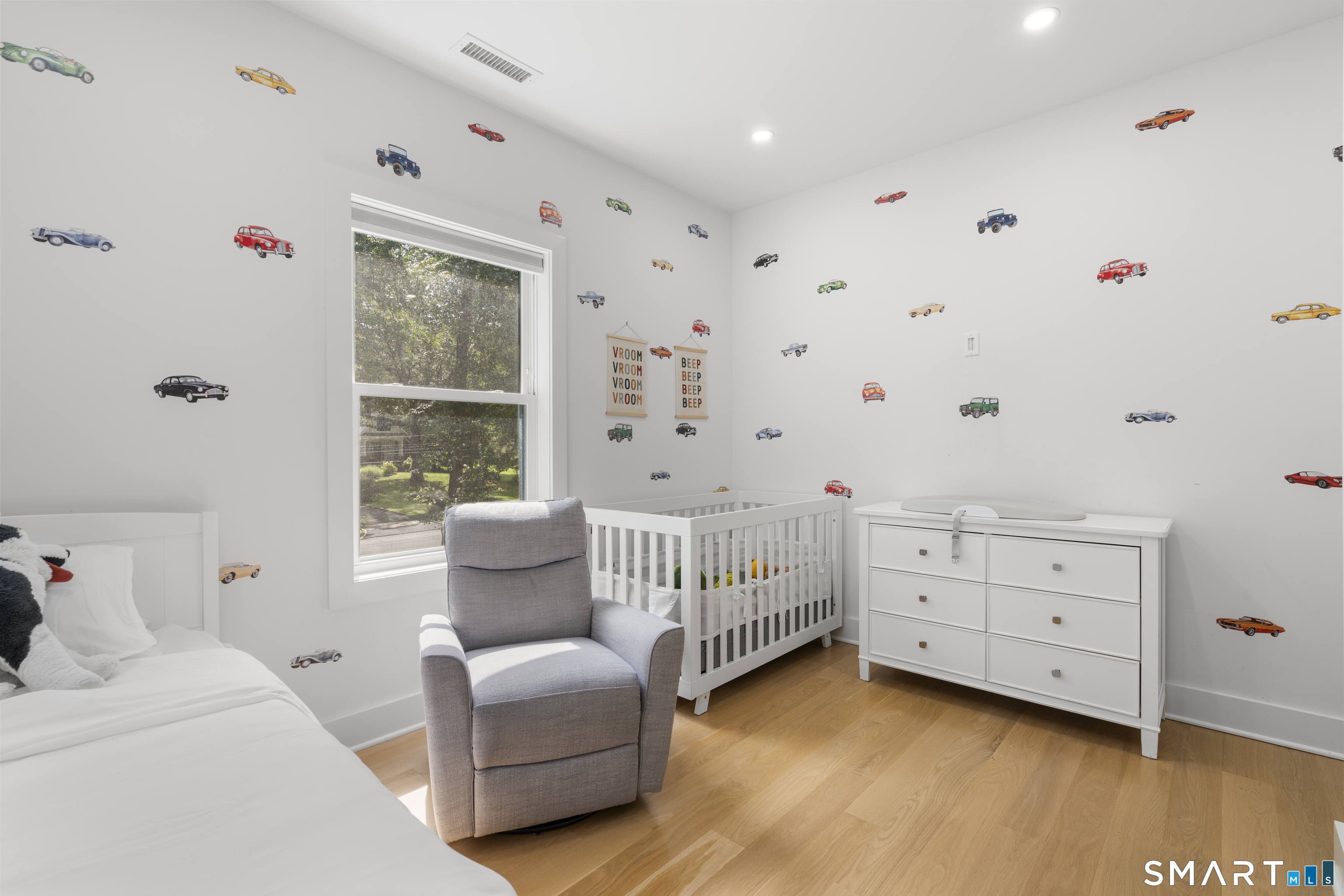 8 Rising Road Property Photo 23