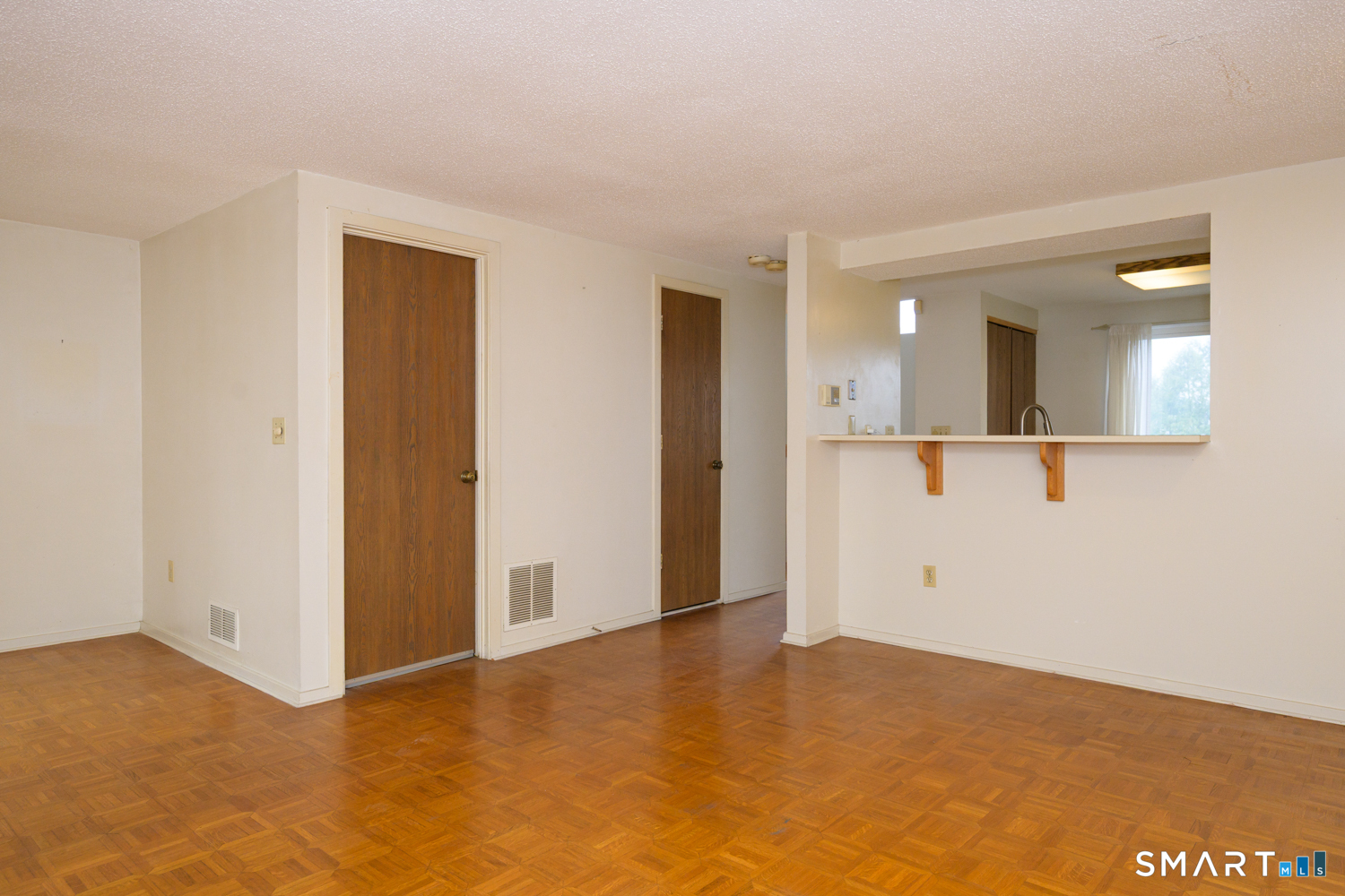 11 Wynwood 11 Drive Property Photo 9