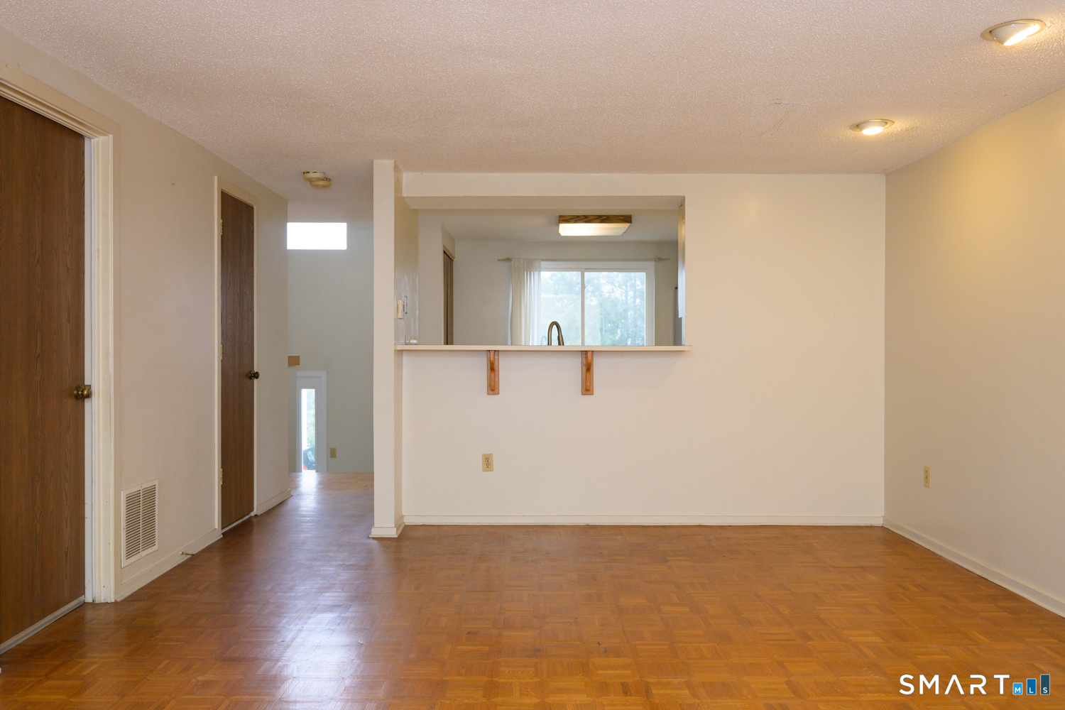 11 Wynwood 11 Drive Property Photo 10
