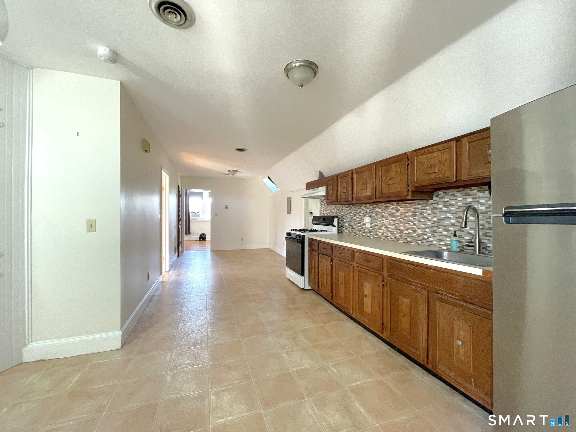 771 Orange 3rd Floor Street Property Photo 3