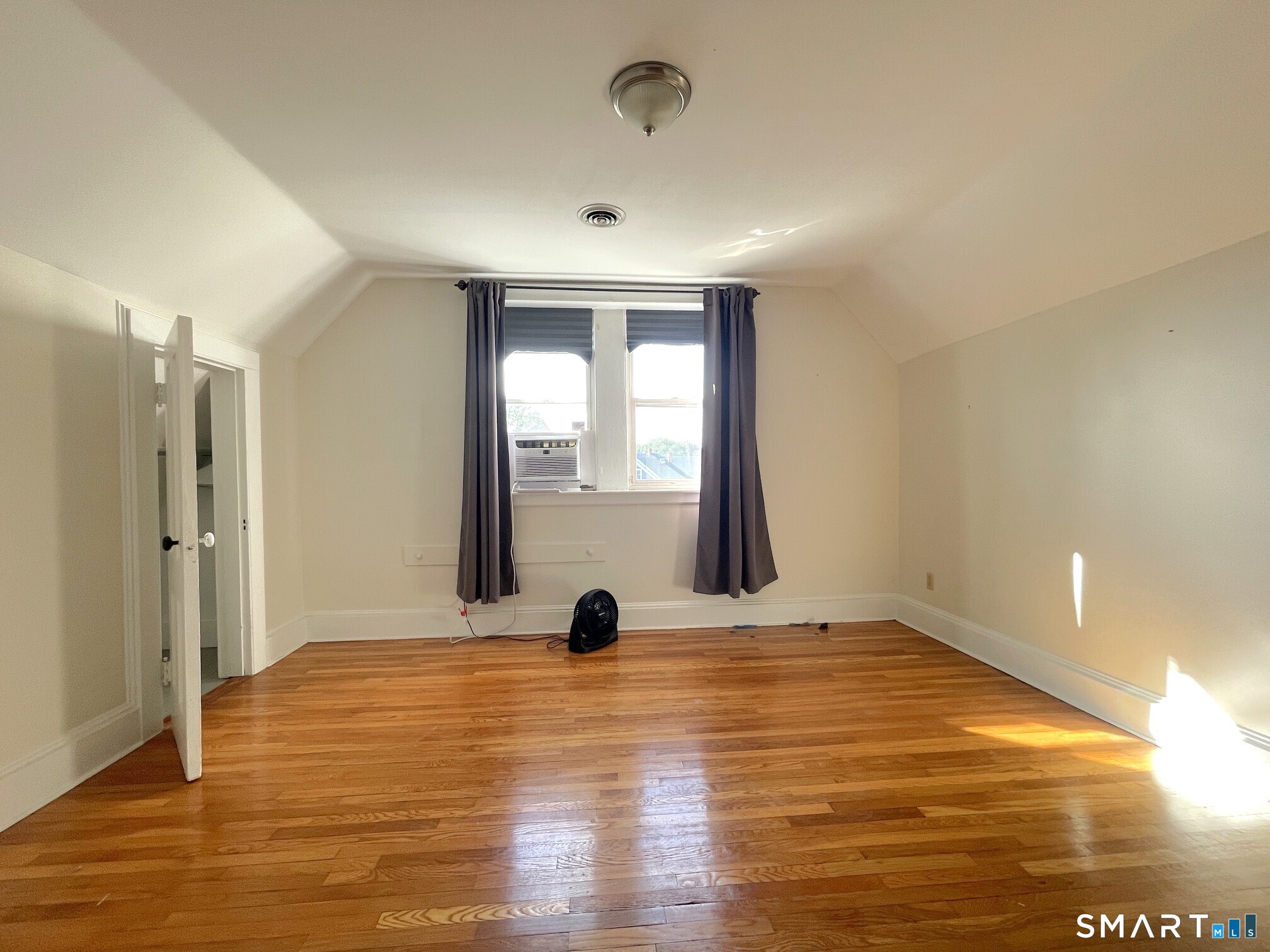 771 Orange 3rd Floor Street Property Photo 8