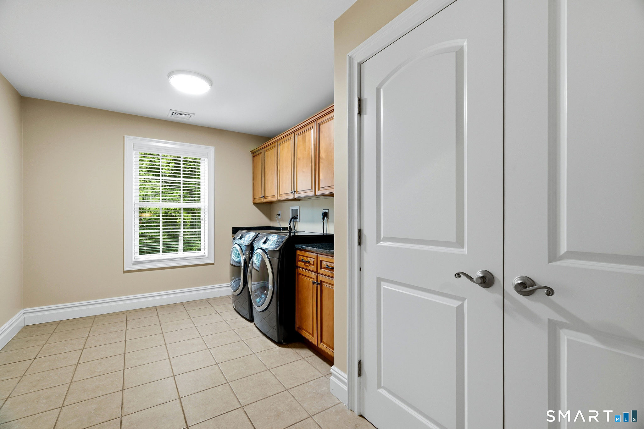 8 Lindera Lane Property Photo 28