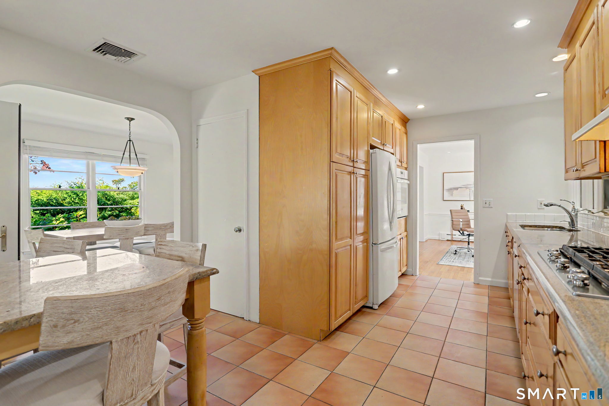 265 Balmforth Street Property Photo 13