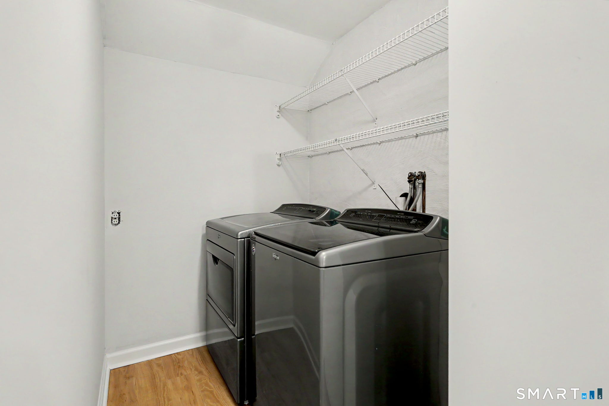 265 Balmforth Street Property Photo 20