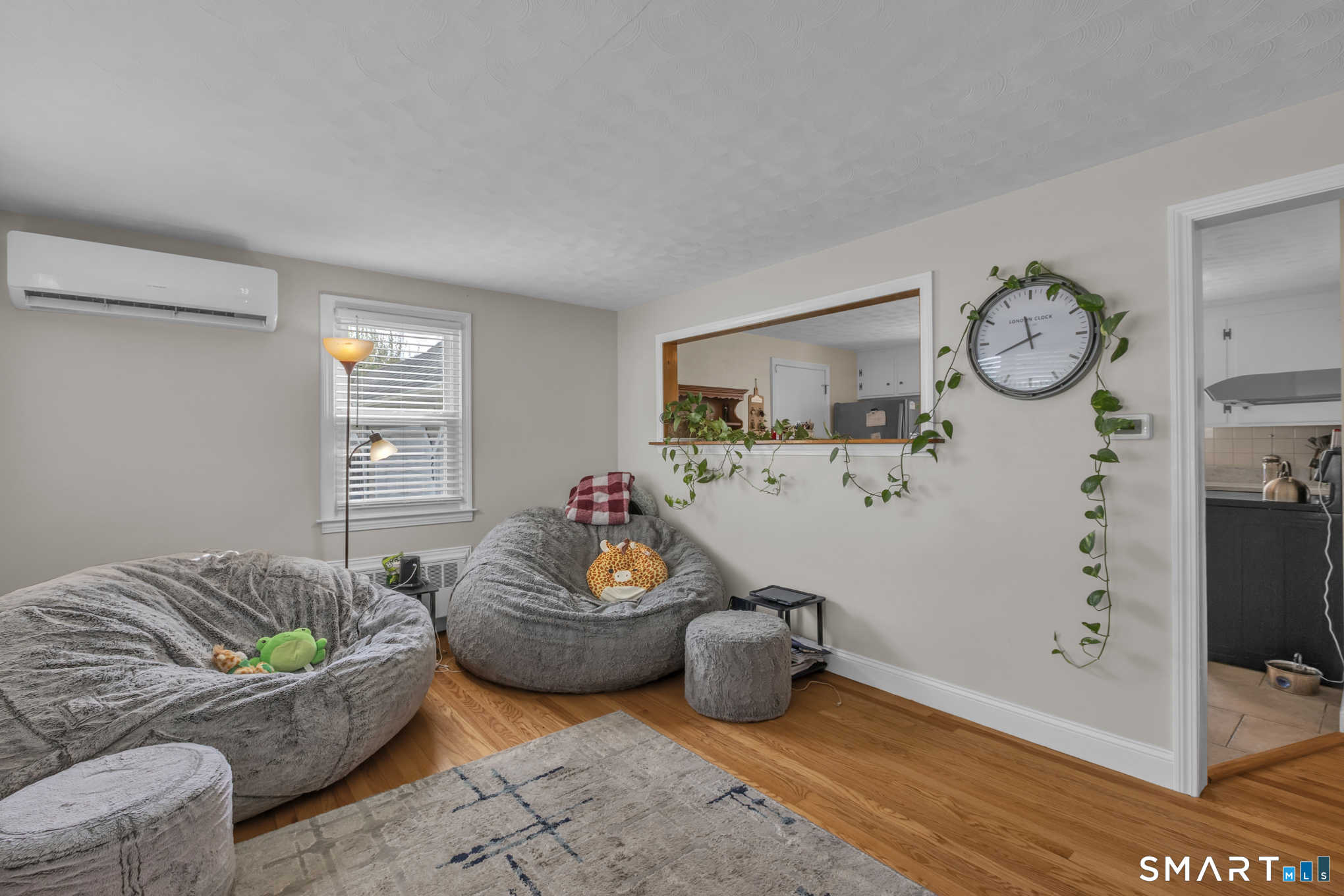 24 Montano Road Property Photo 5