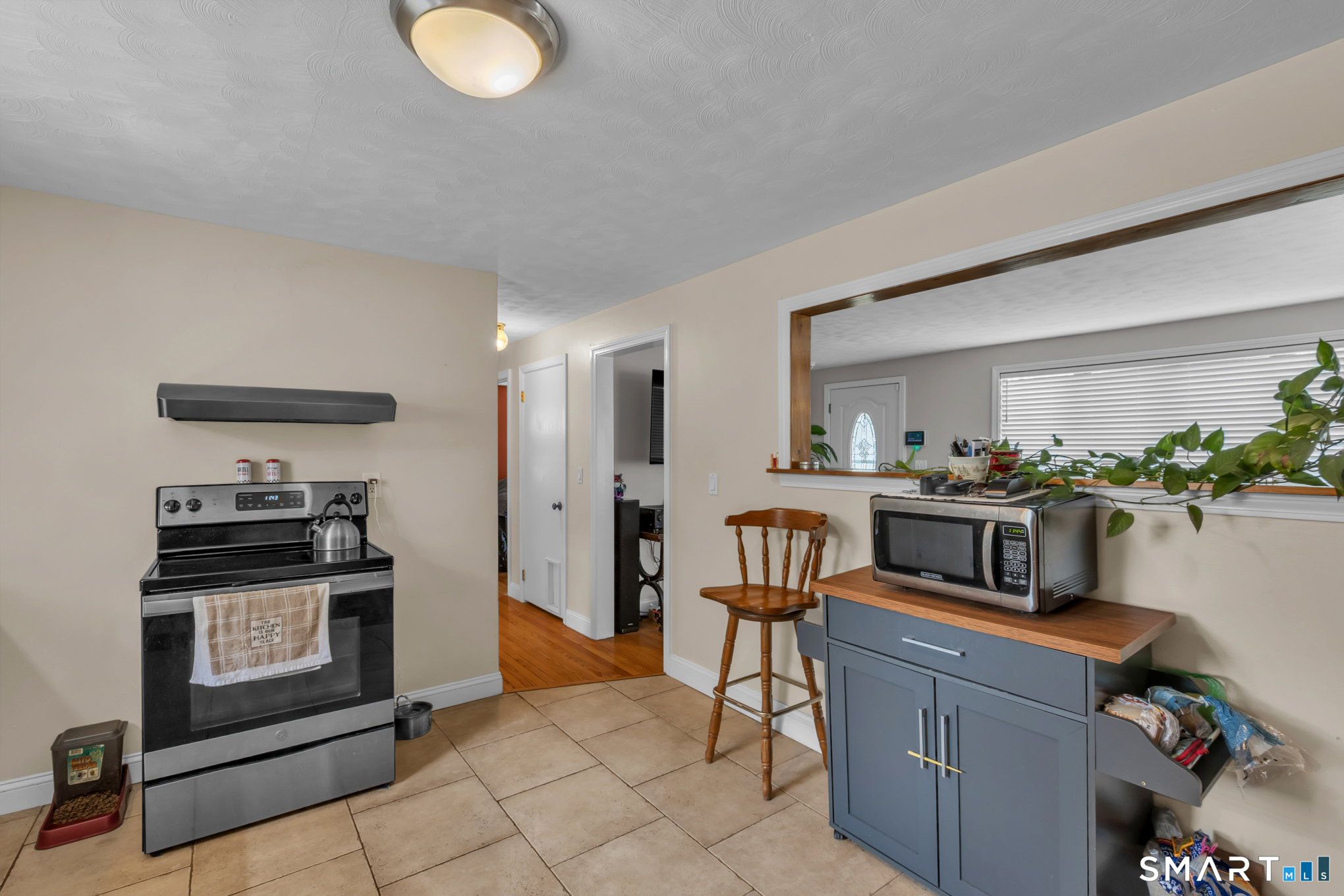 24 Montano Road Property Photo 6
