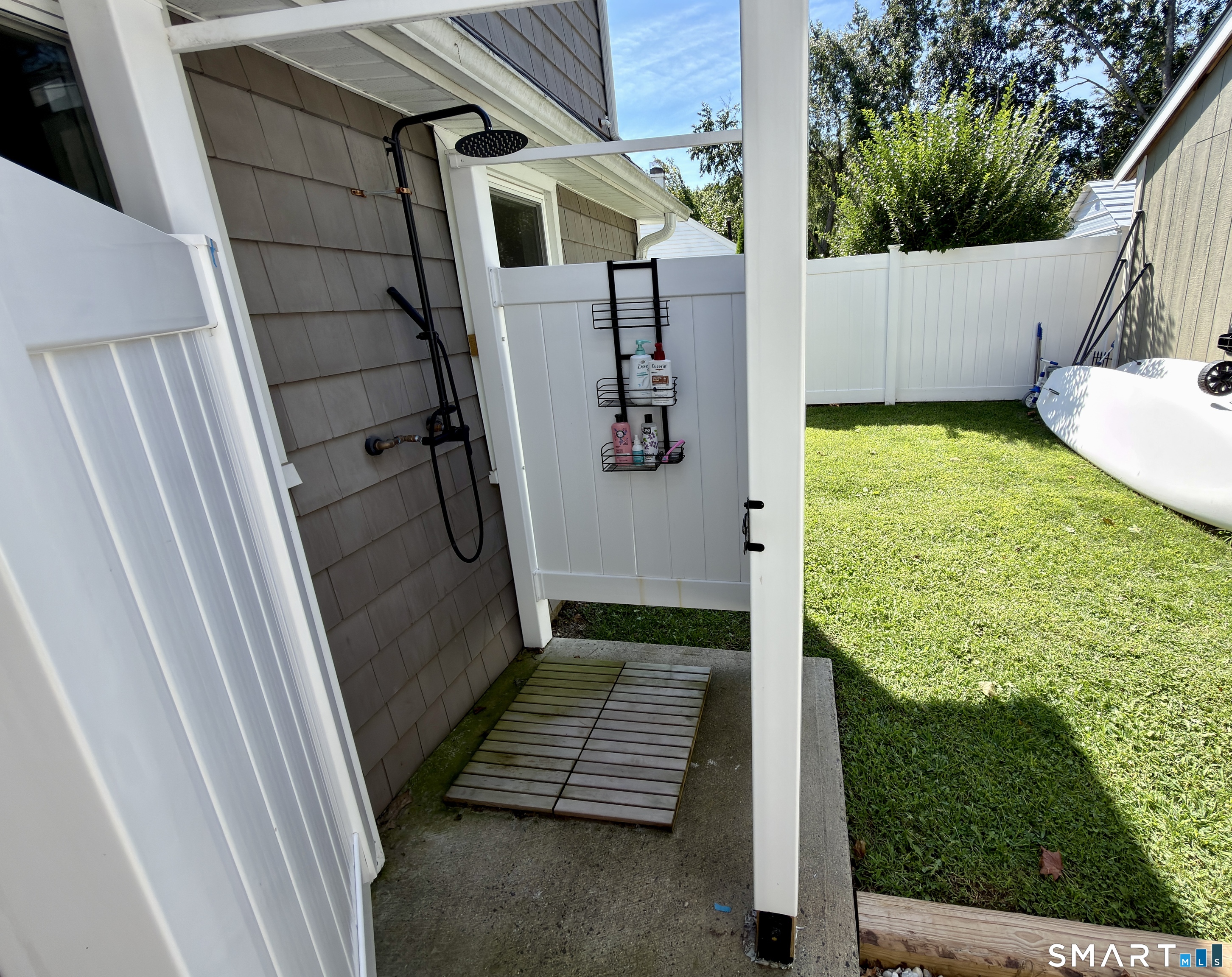 112 Seabreeze Avenue Property Photo 18