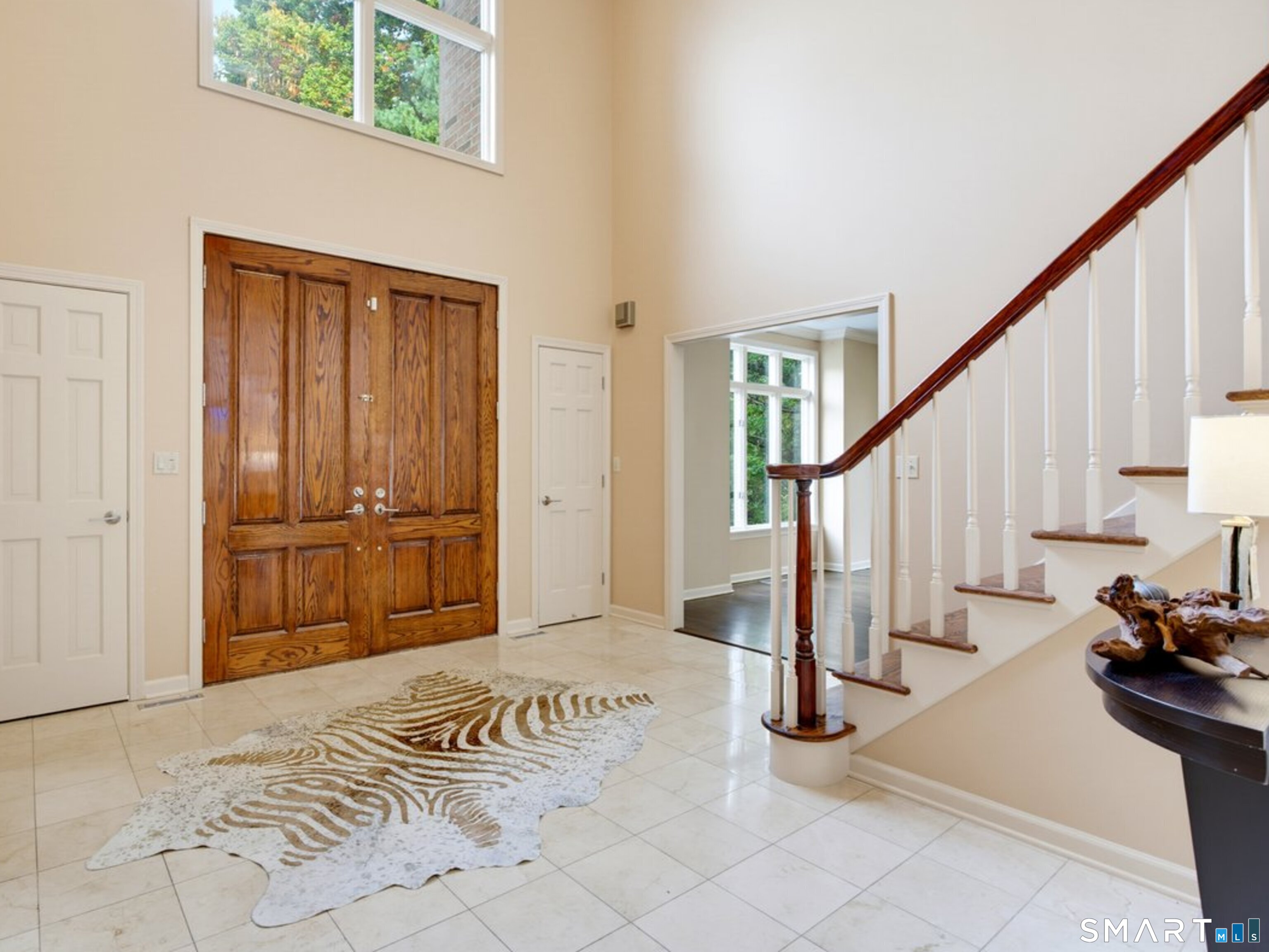1 Mountaincrest Drive Property Photo 5