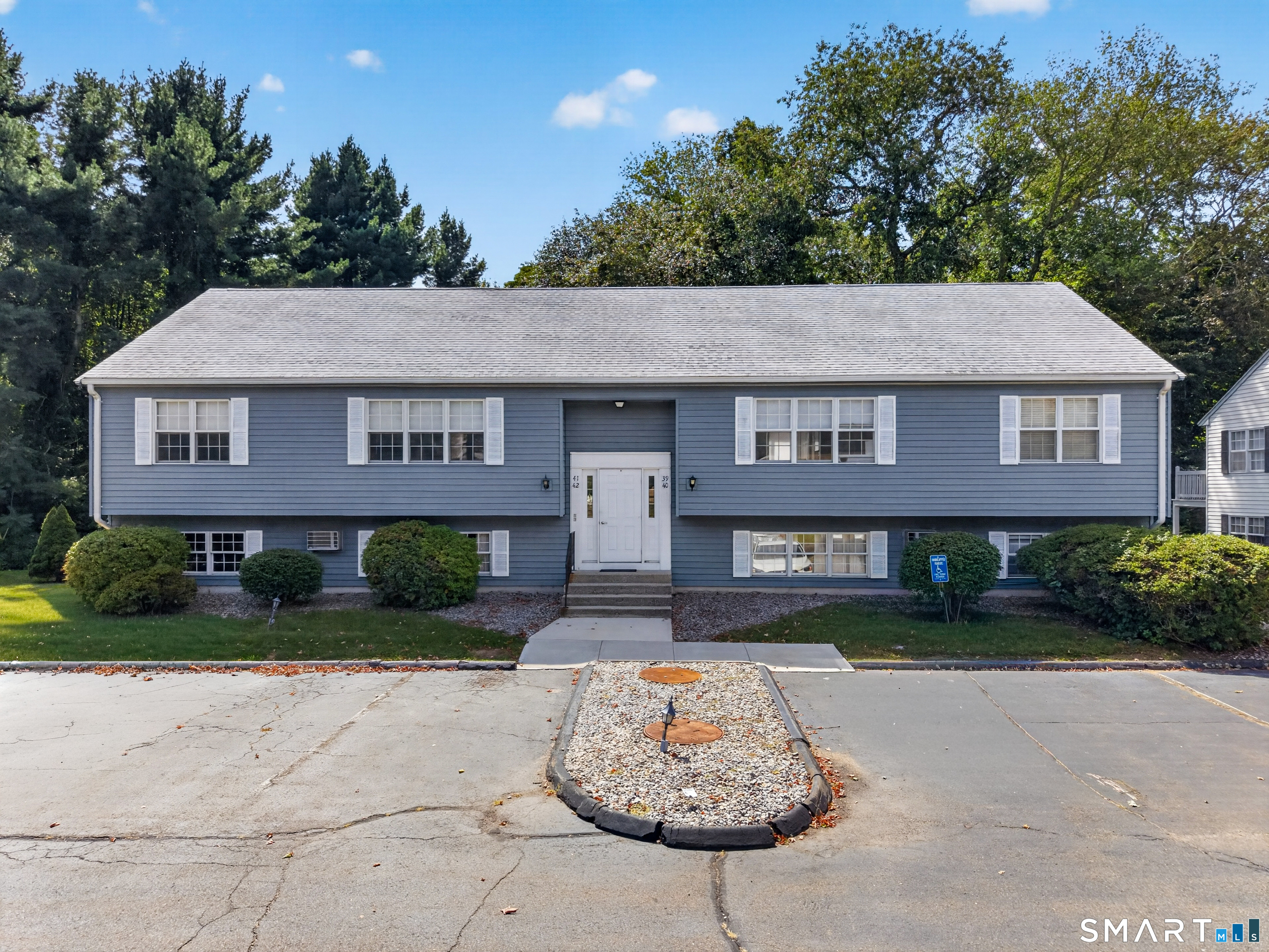 42 Founders 42 Road Property Photo 1
