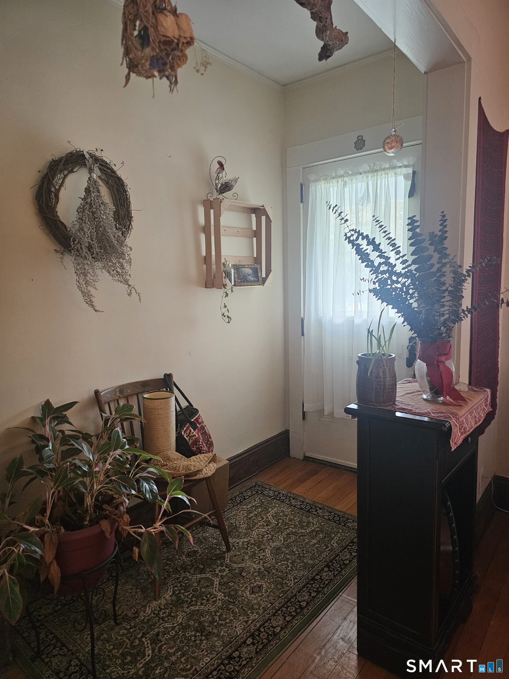 403 Main Street Property Photo 7