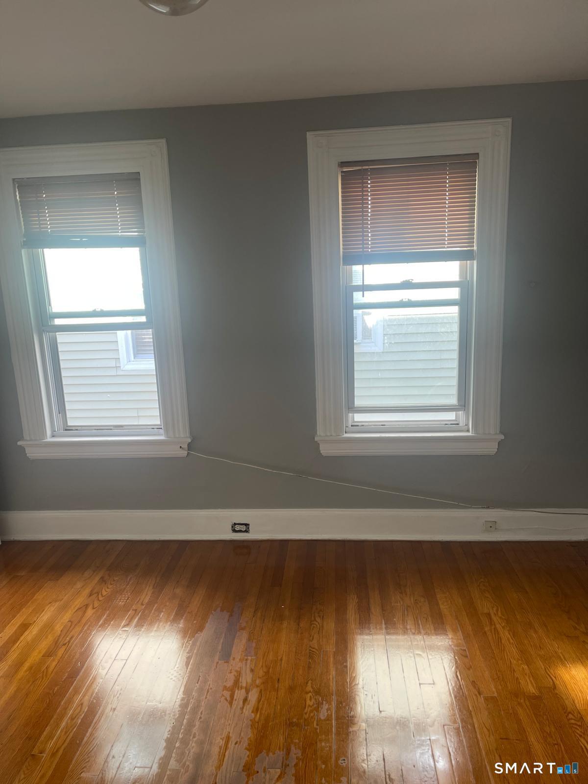 36-38 Pleasant Streets Property Photo 3