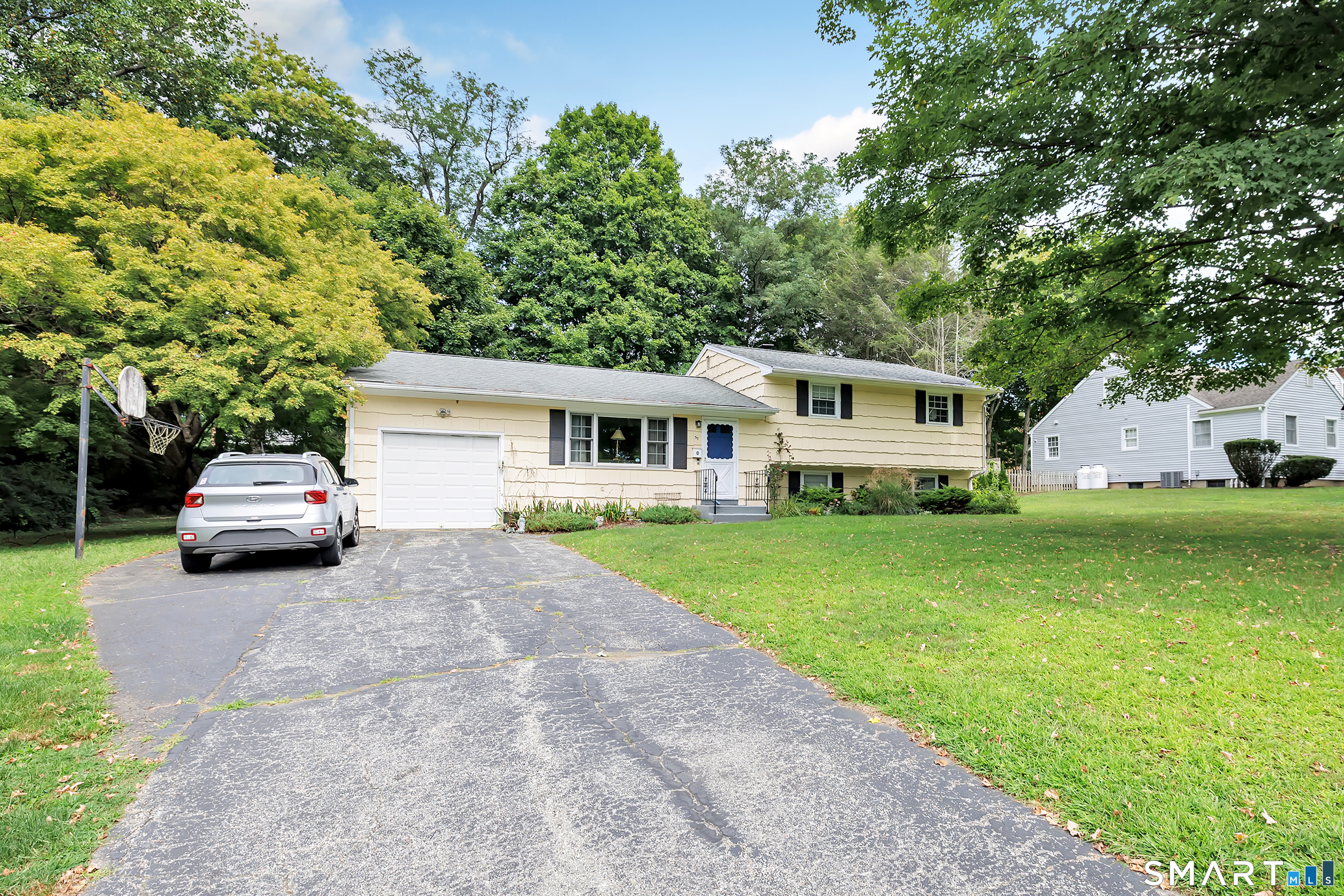 59 Springwood Drive Property Photo 2