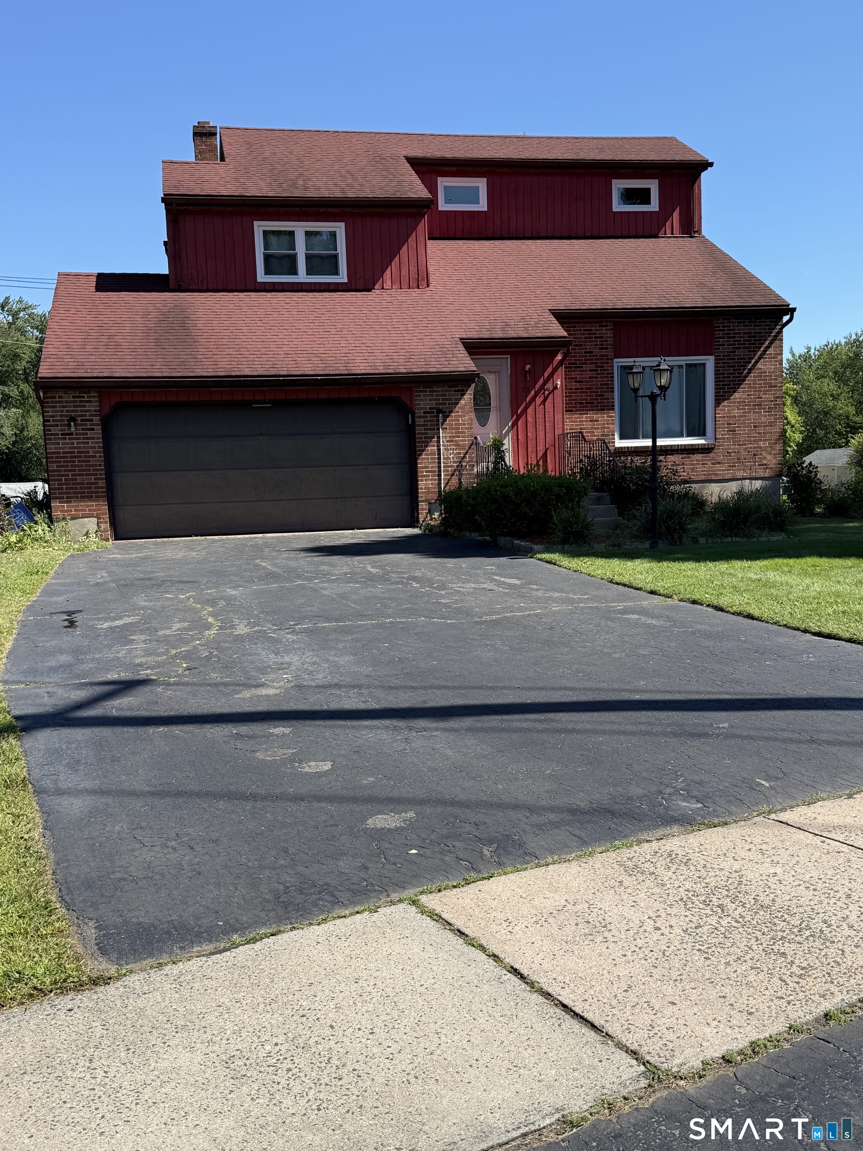 78 Country Club Drive Property Photo 1