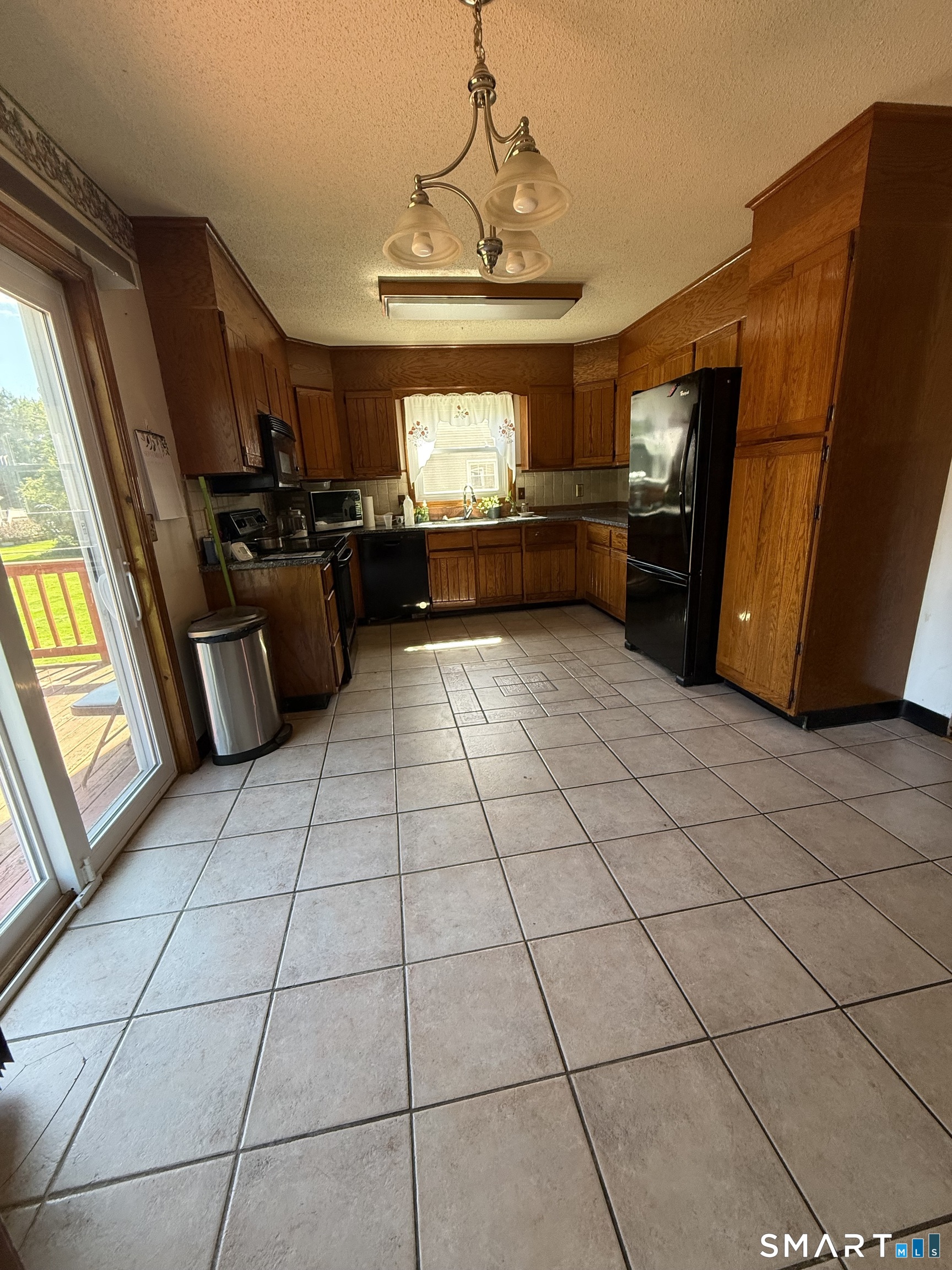 78 Country Club Drive Property Photo 5