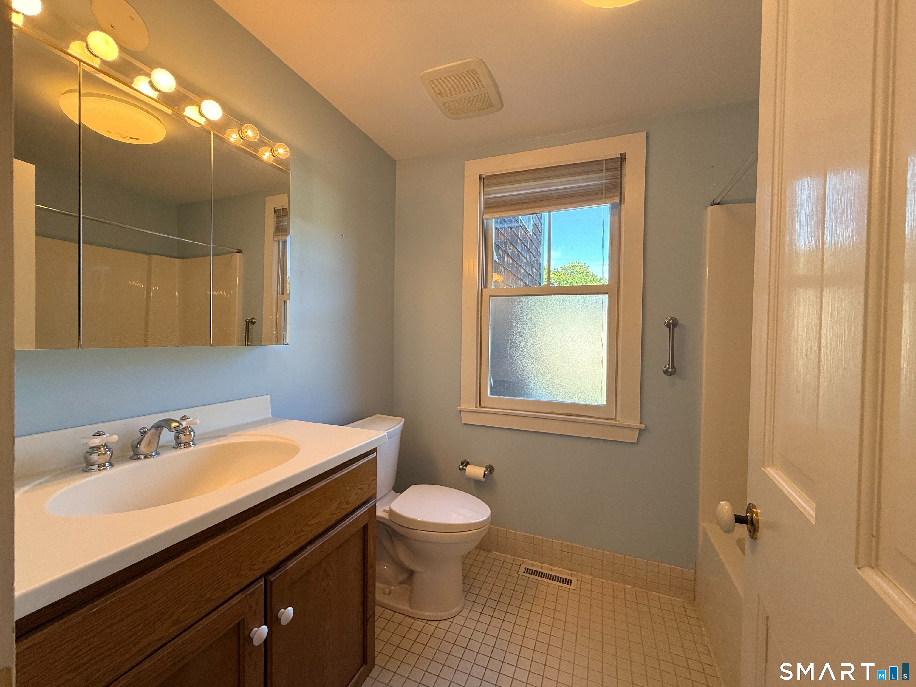 17-19 Wallace Road Property Photo 17