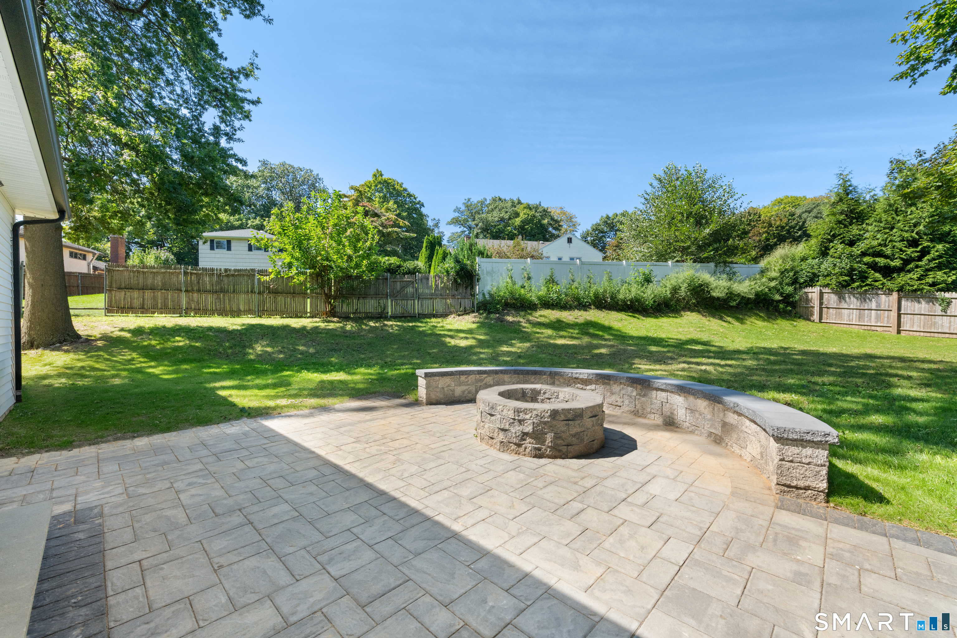 105 Glenville Street Property Photo 30