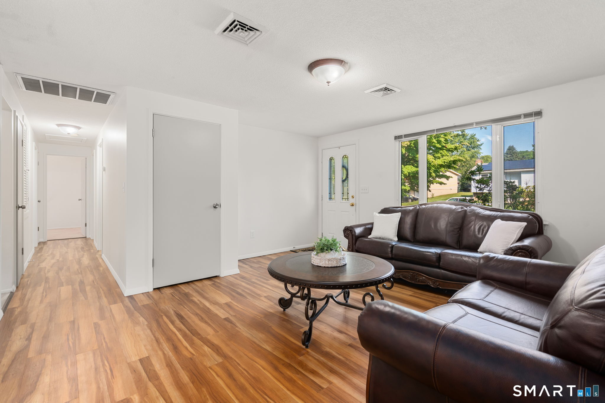 143 Southridge Drive Property Photo 8