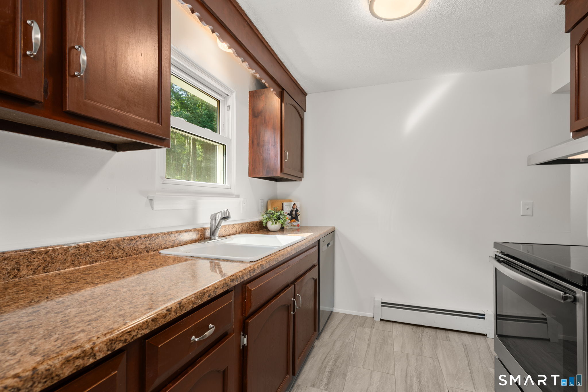 143 Southridge Drive Property Photo 14