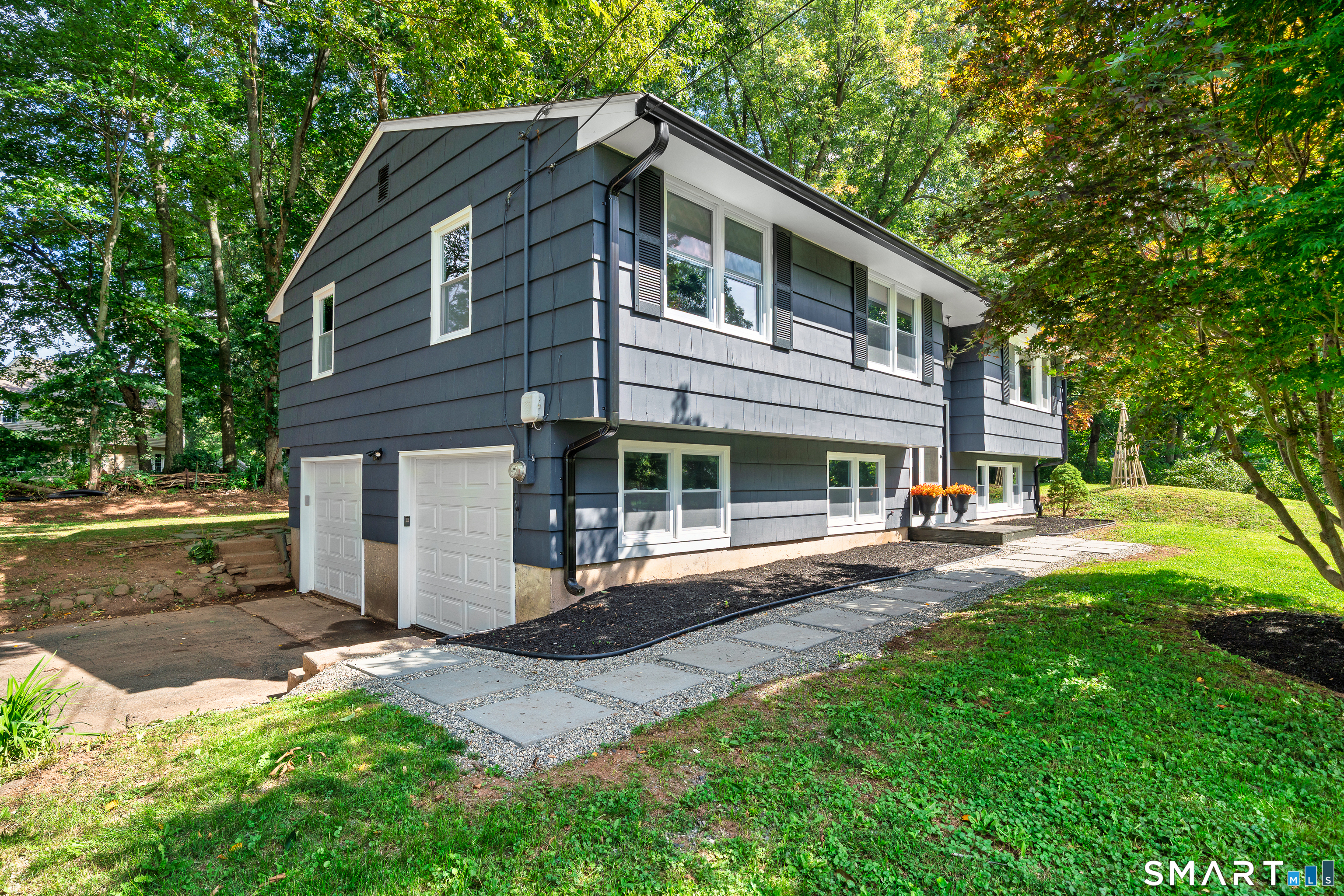 36 Sweet Birch Drive Property Photo 3