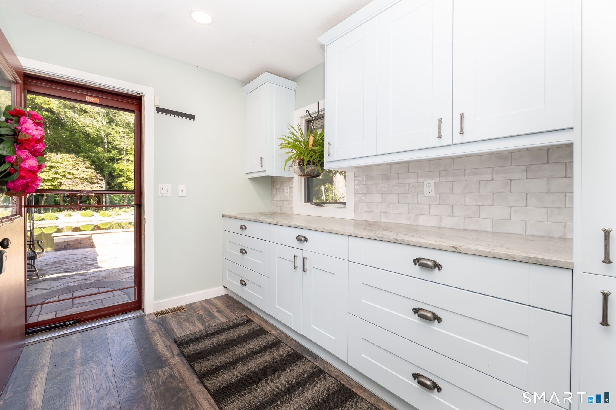 757 Jerome Avenue Property Photo 8
