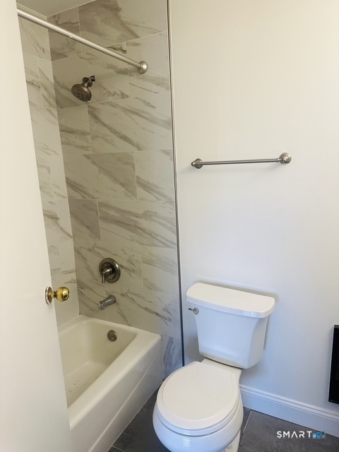 104 North 401 Street Property Photo 8