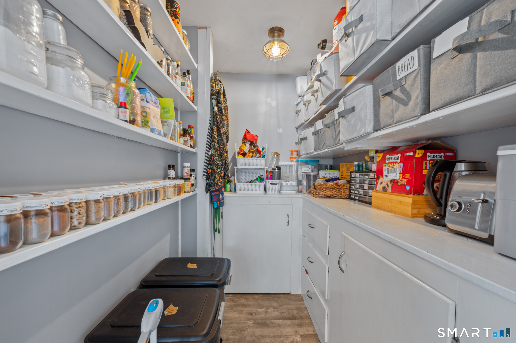 271 Meriden Avenue Property Photo 15