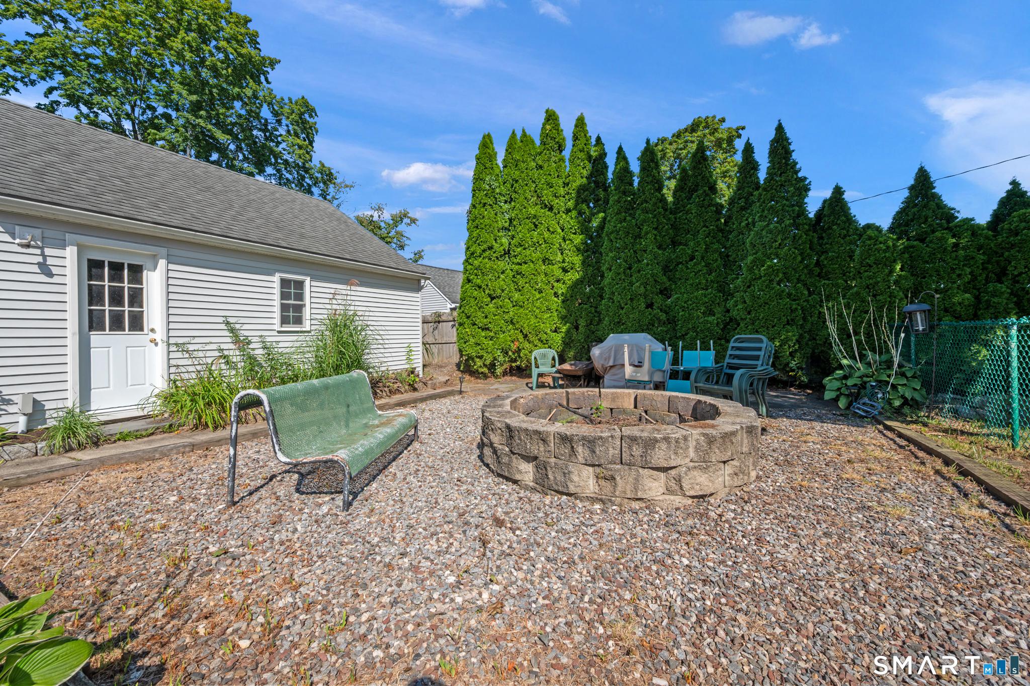 271 Meriden Avenue Property Photo 30