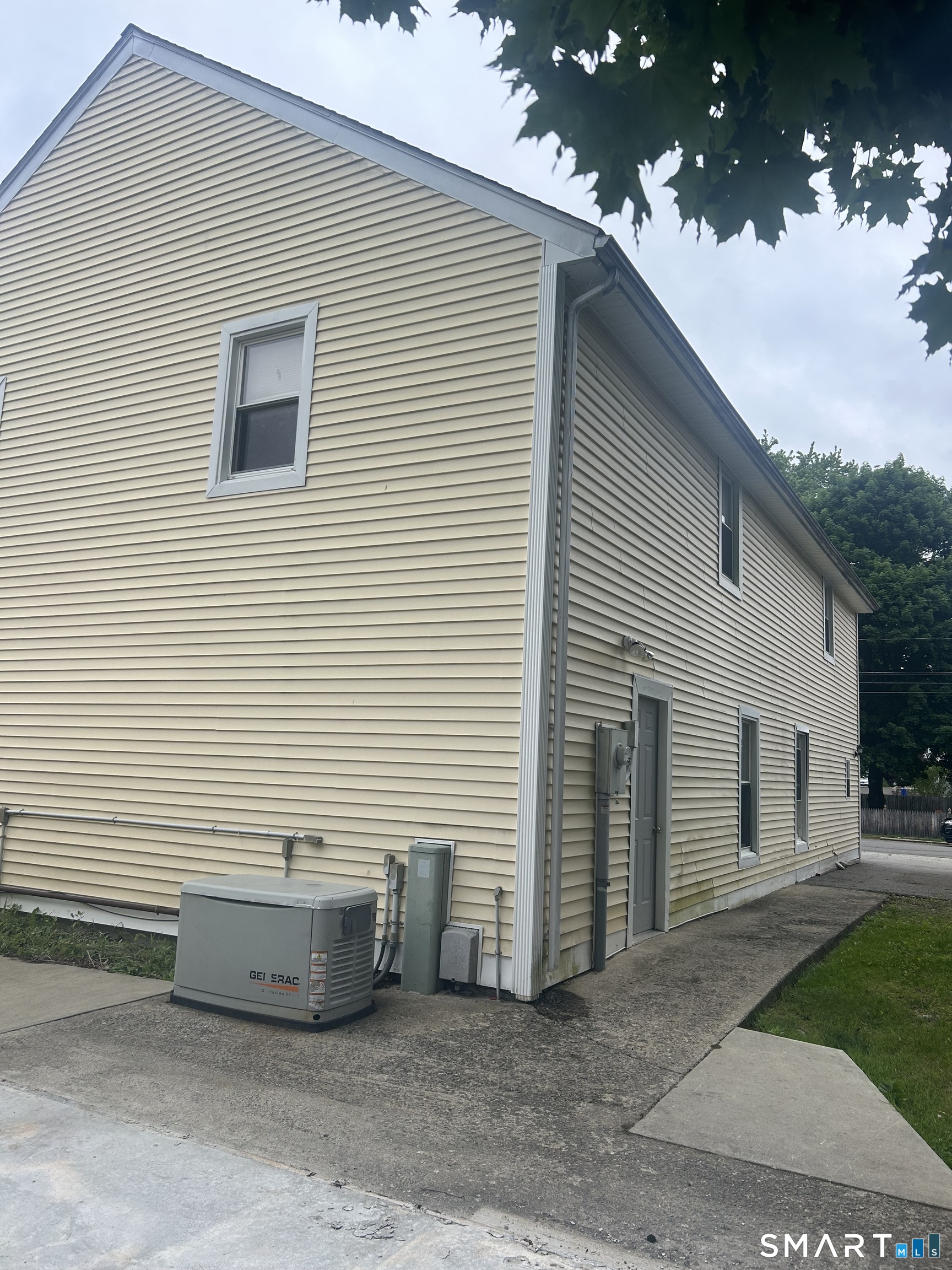 50 King Street Property Photo 6