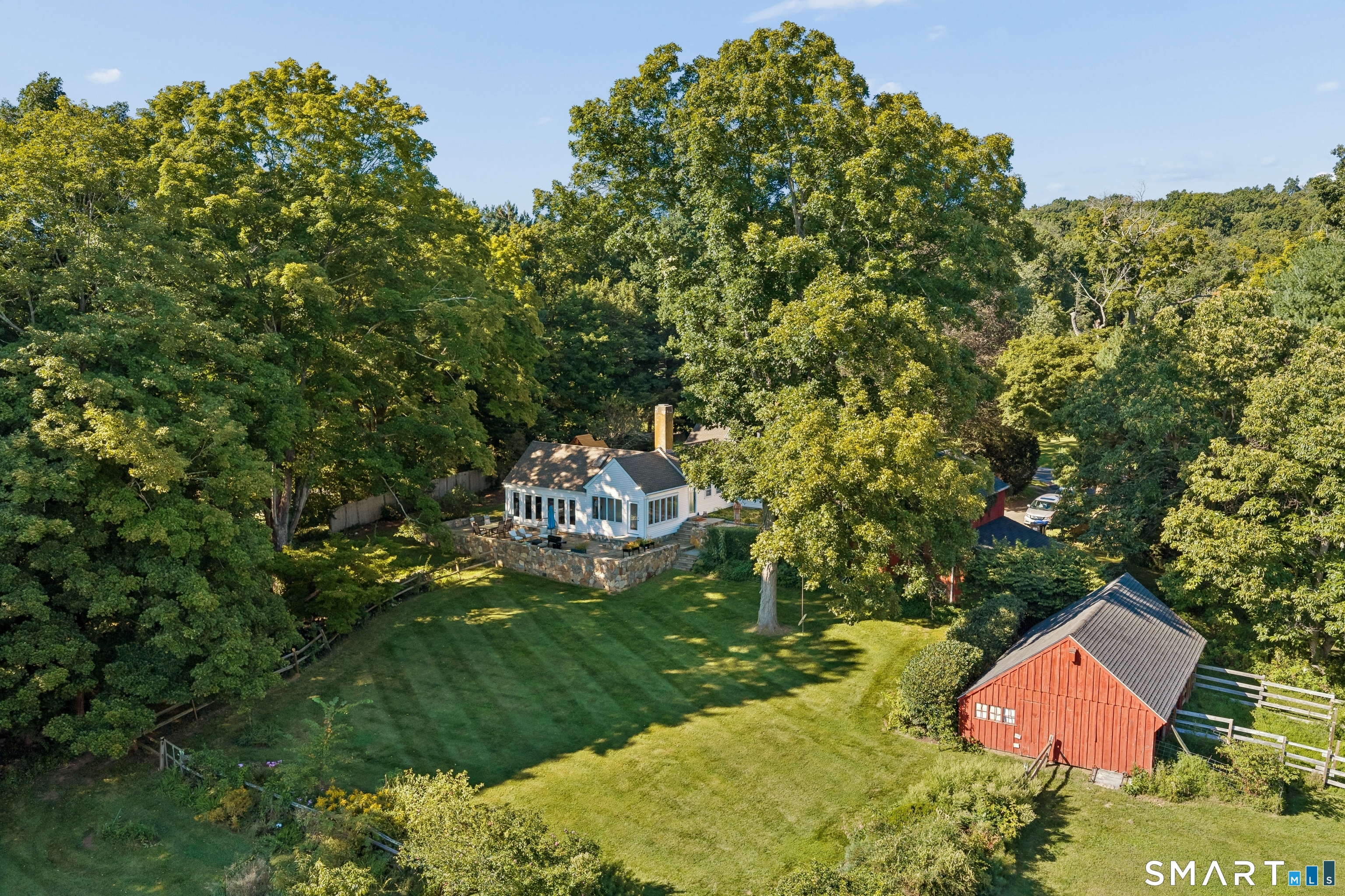 846 Southford Road Property Photo 2
