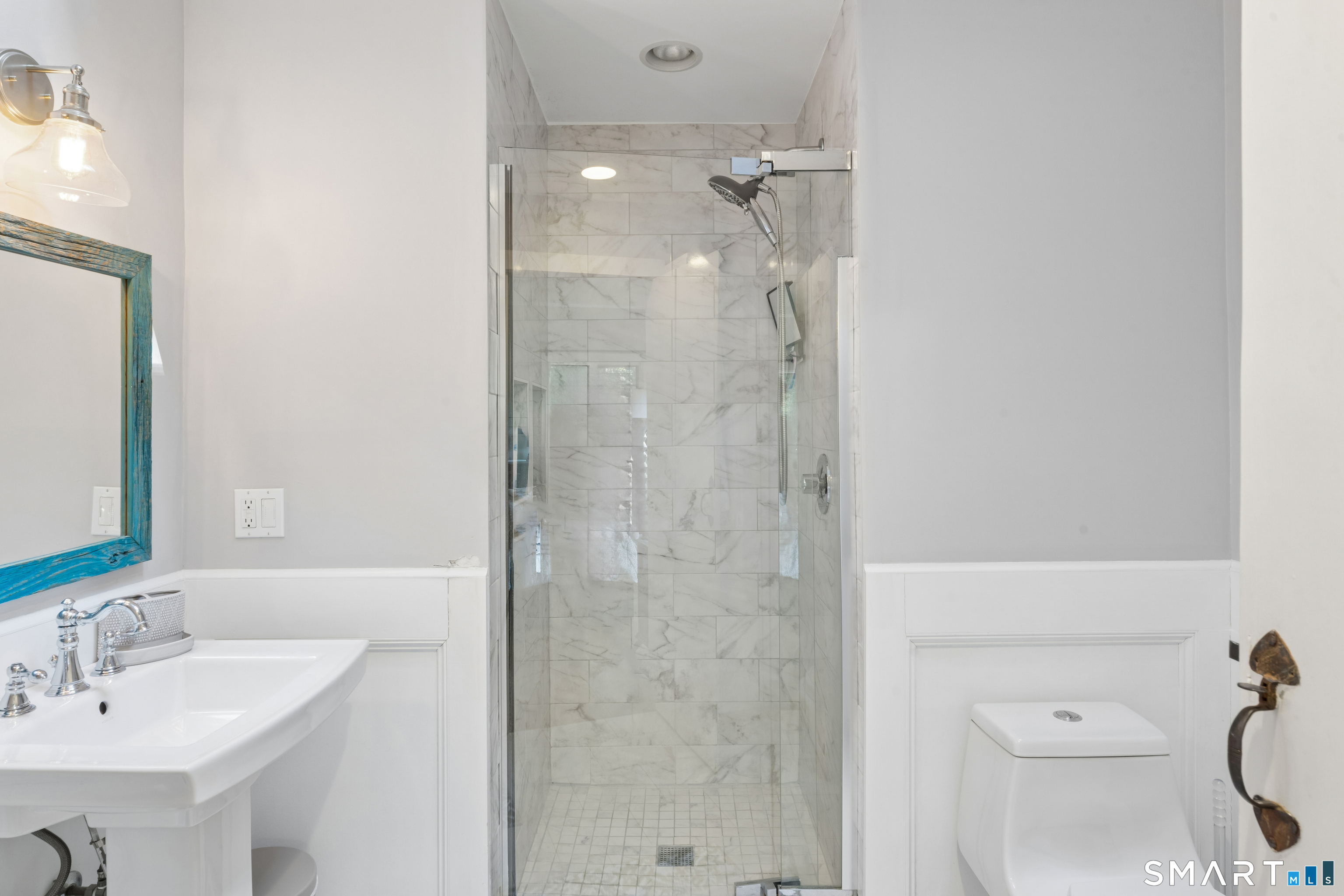 846 Southford Road Property Photo 7