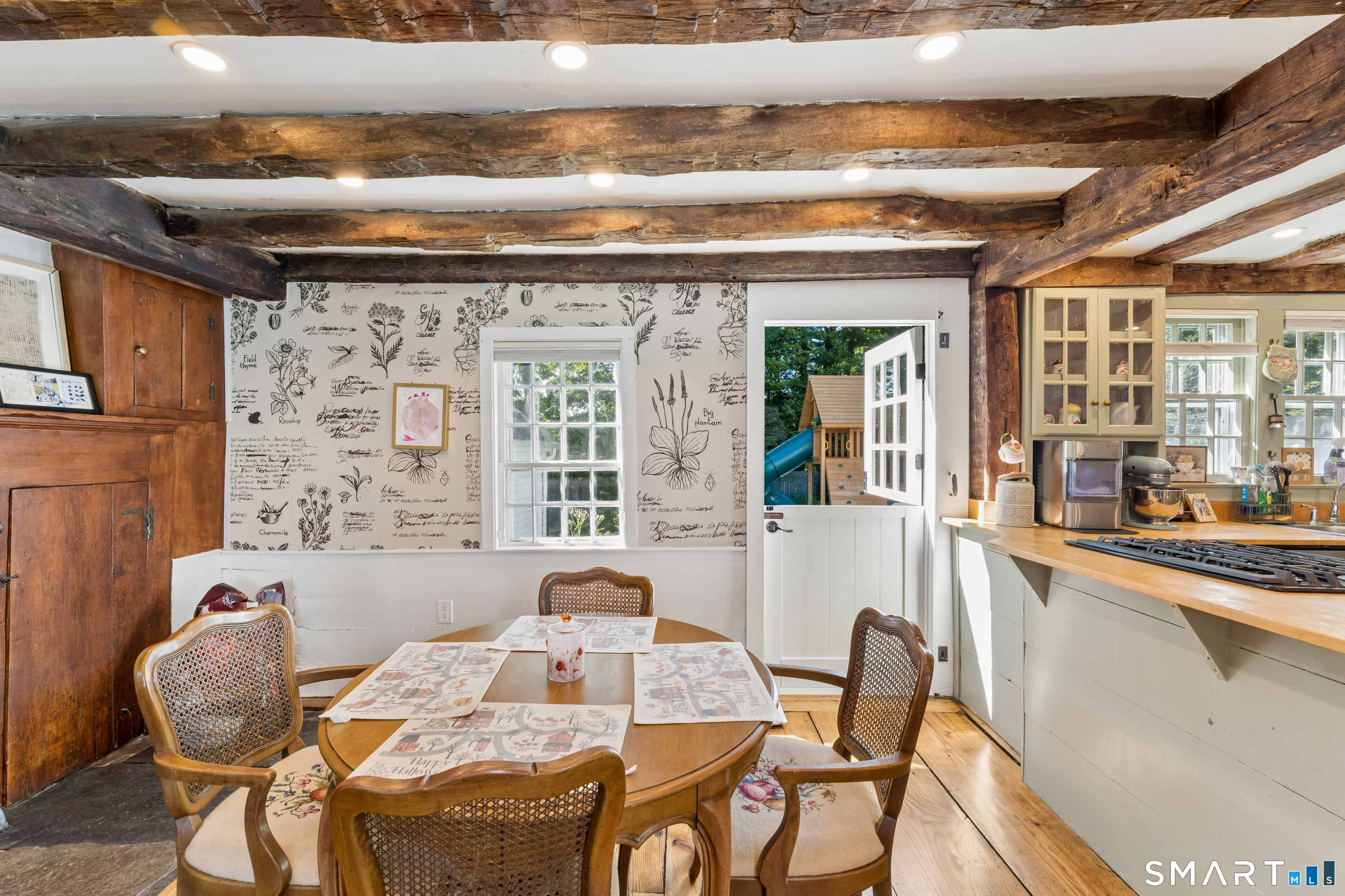 846 Southford Road Property Photo 10