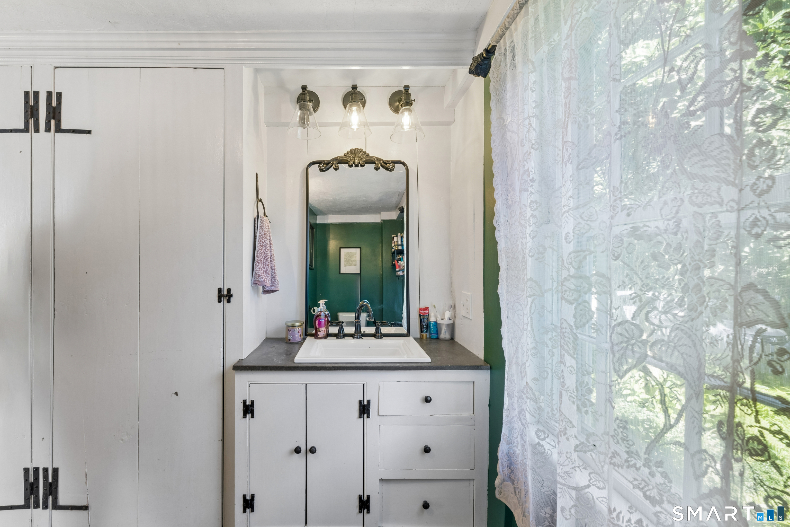 846 Southford Road Property Photo 16