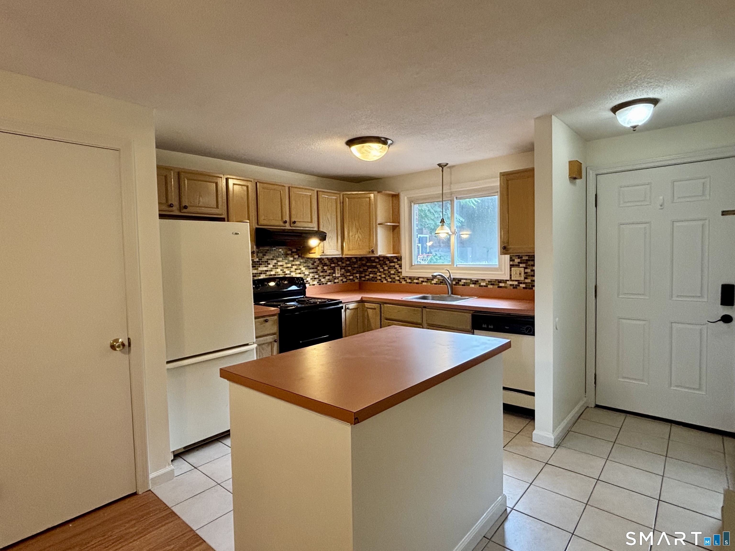 231 Boston Post 31 Road Property Photo 6