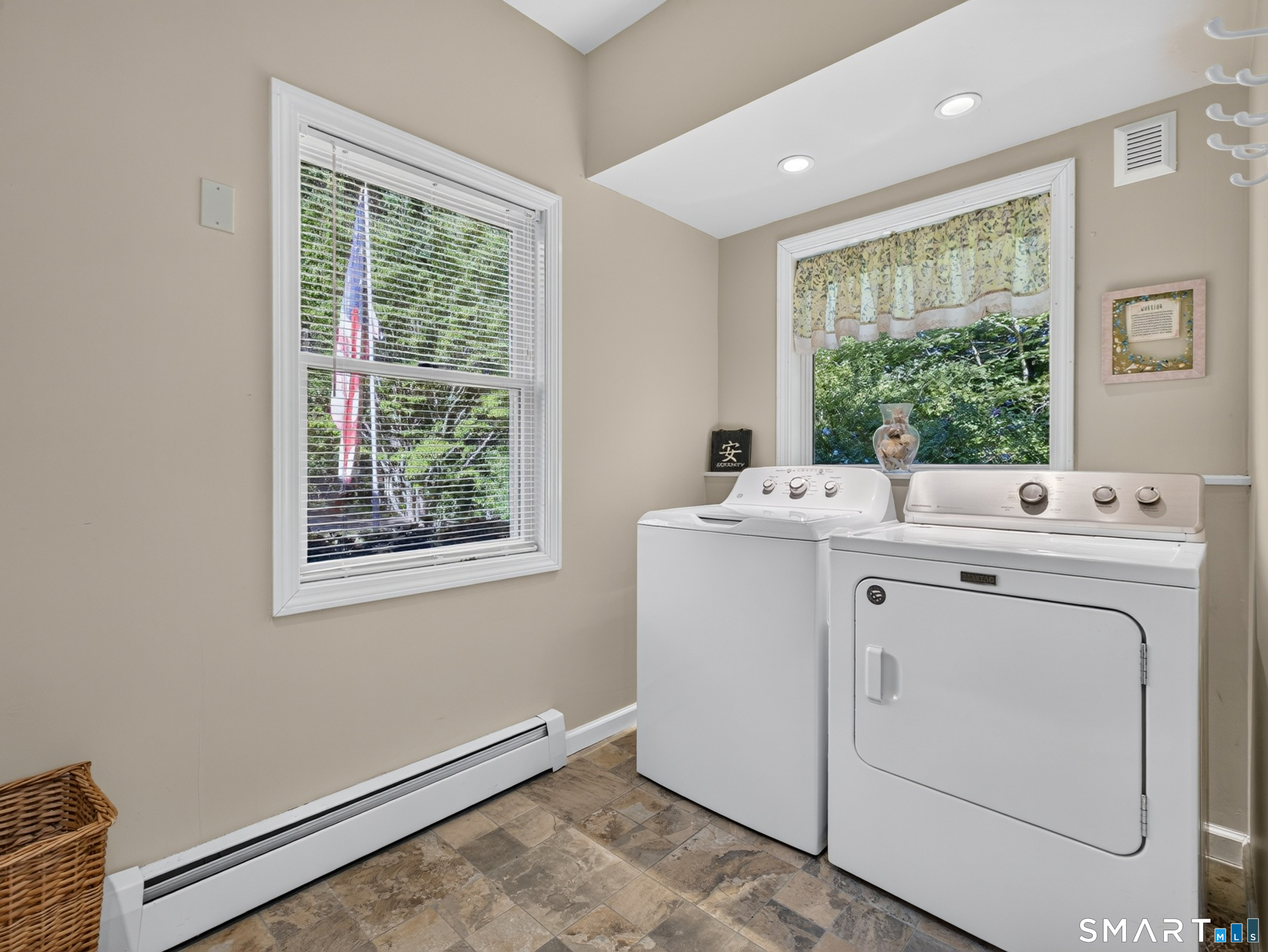 1221 Essex Road Property Photo 21