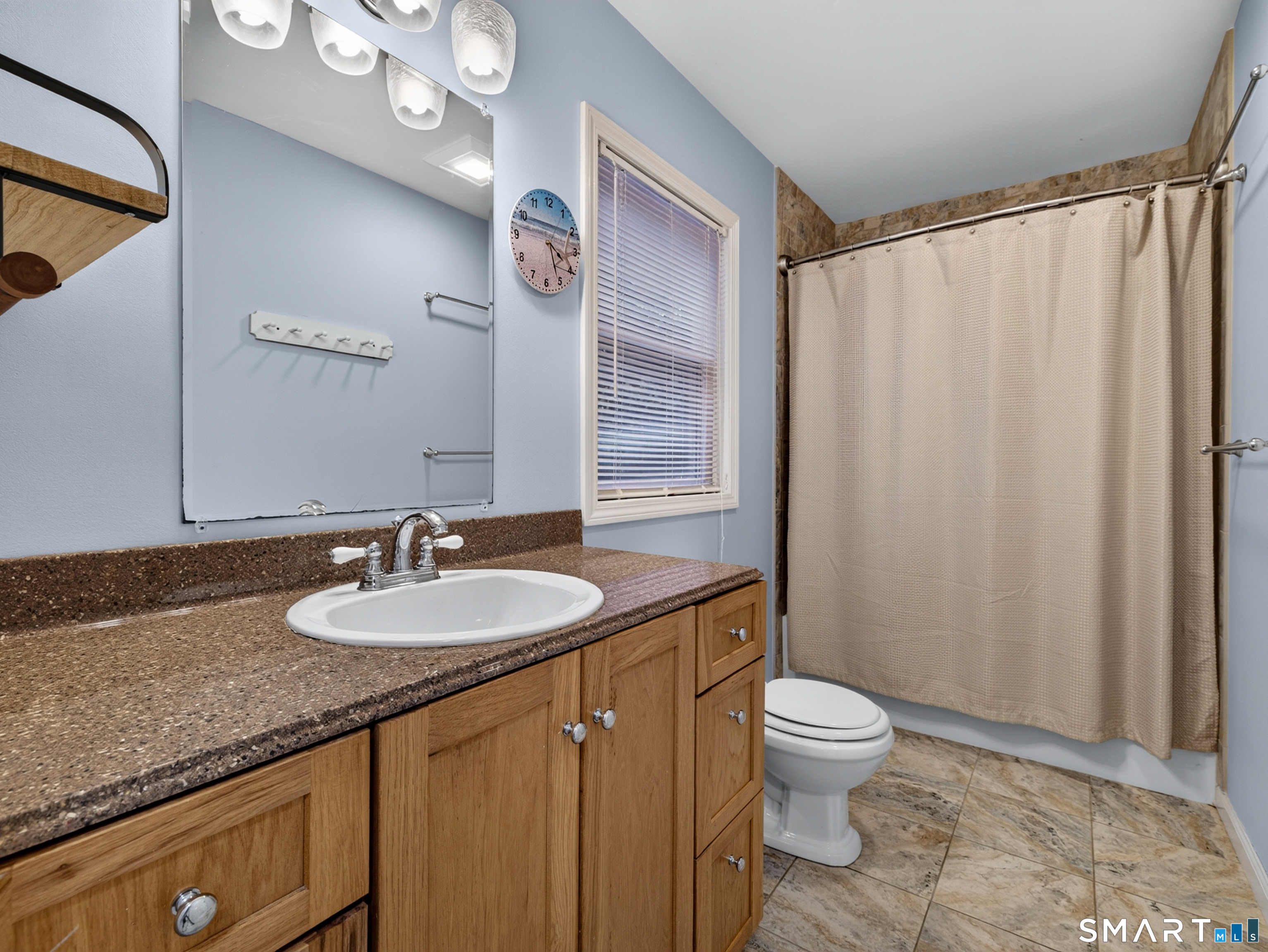 1221 Essex Road Property Photo 23