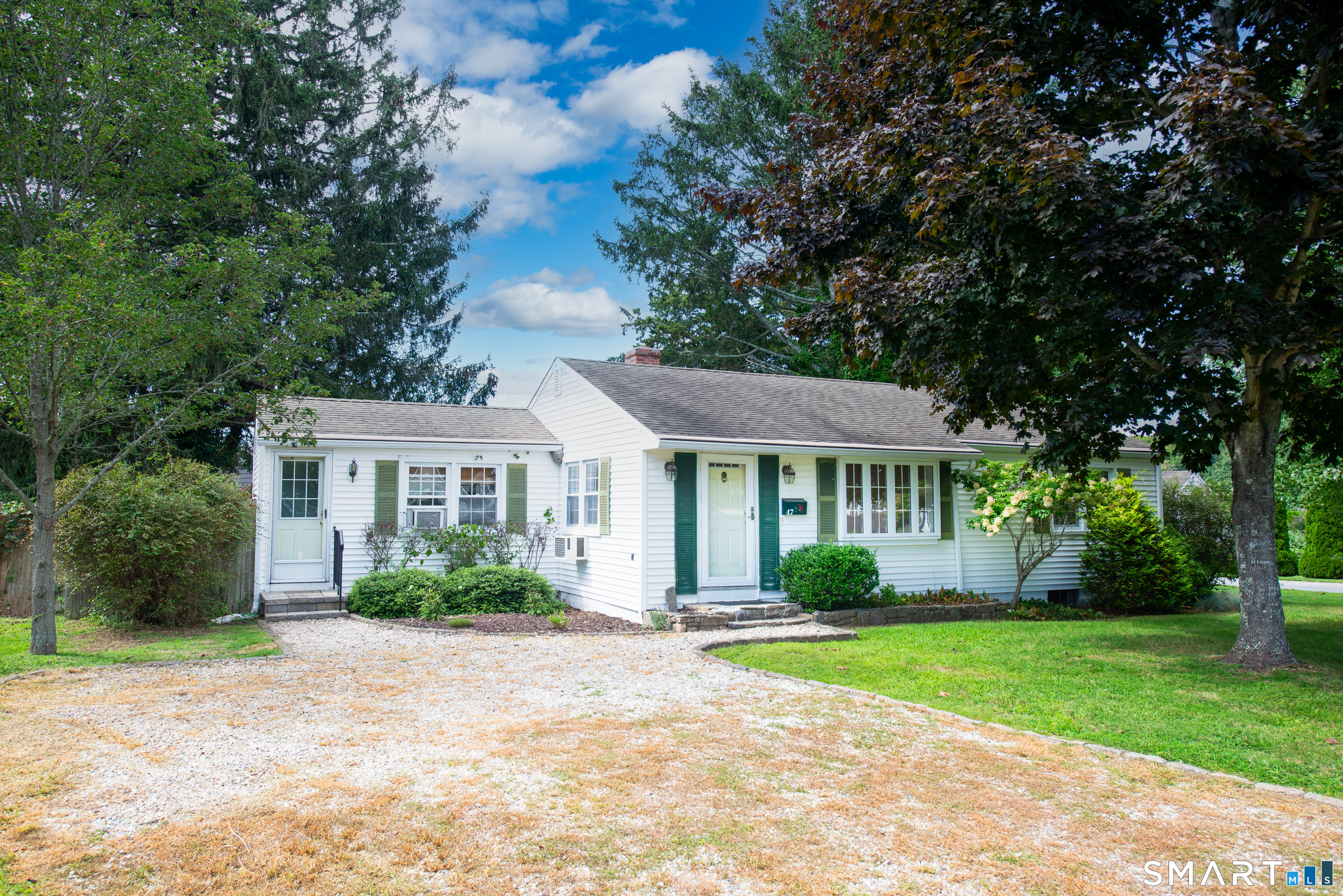 47 Maple Avenue Property Photo 1
