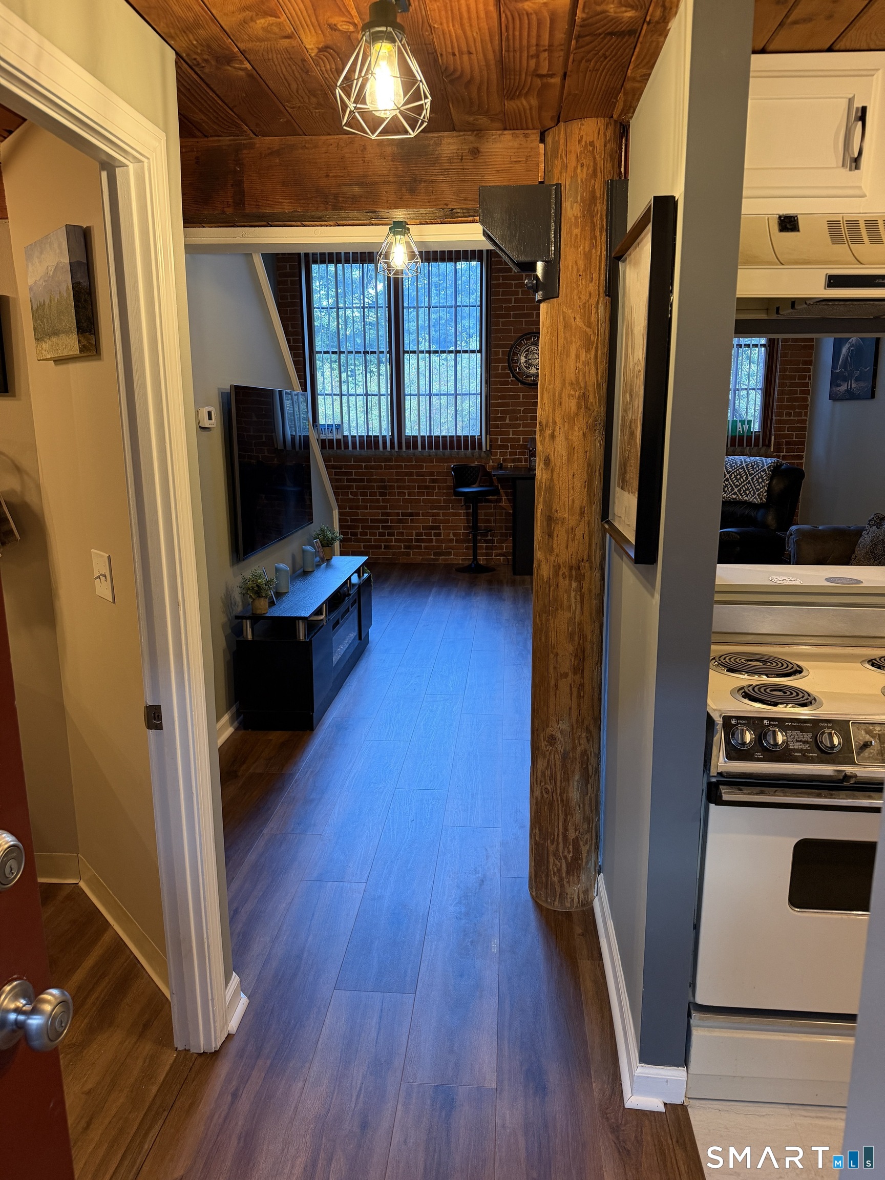 839 Main 71 Street Property Photo 4
