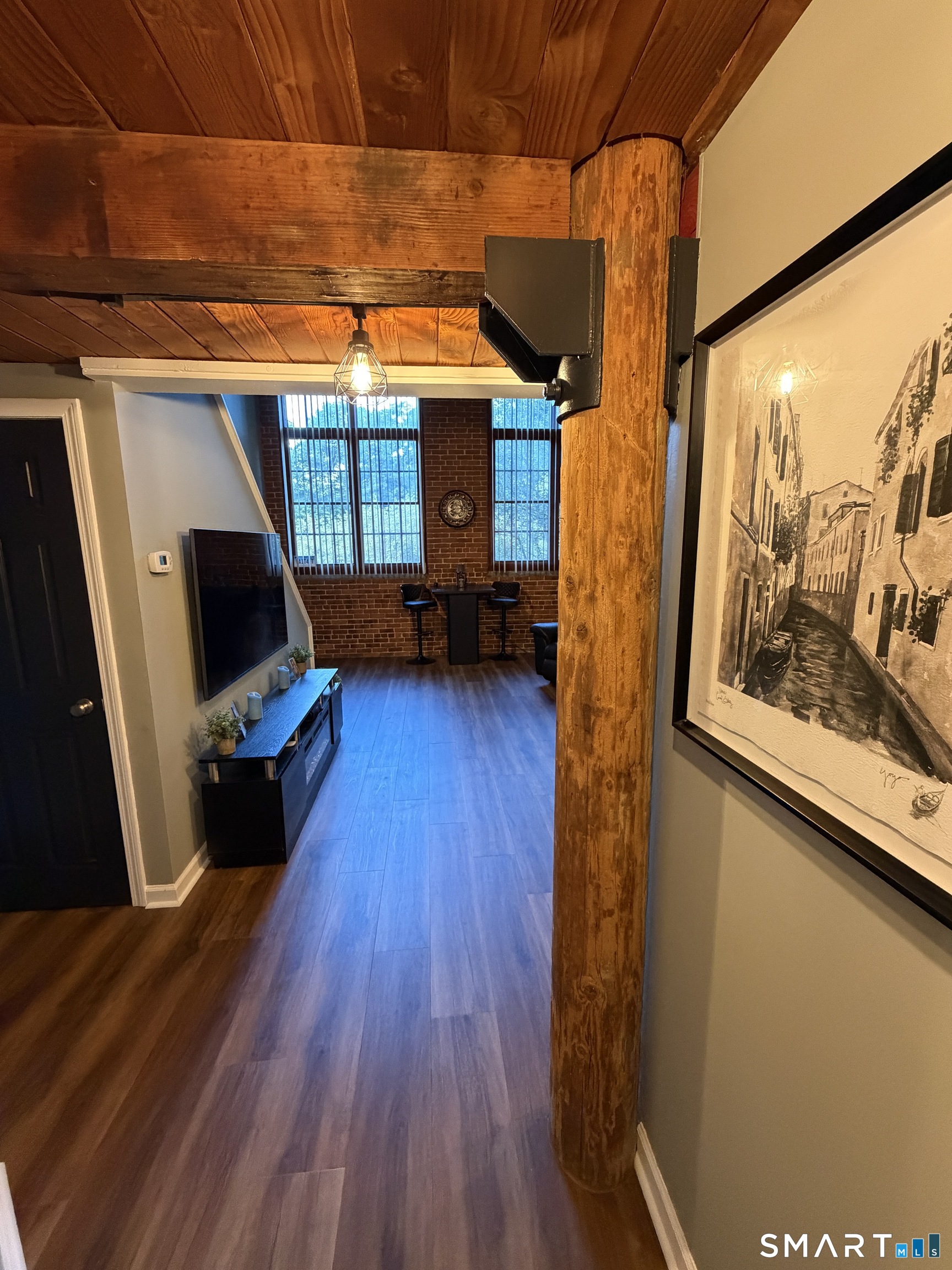 839 Main 71 Street Property Photo 5