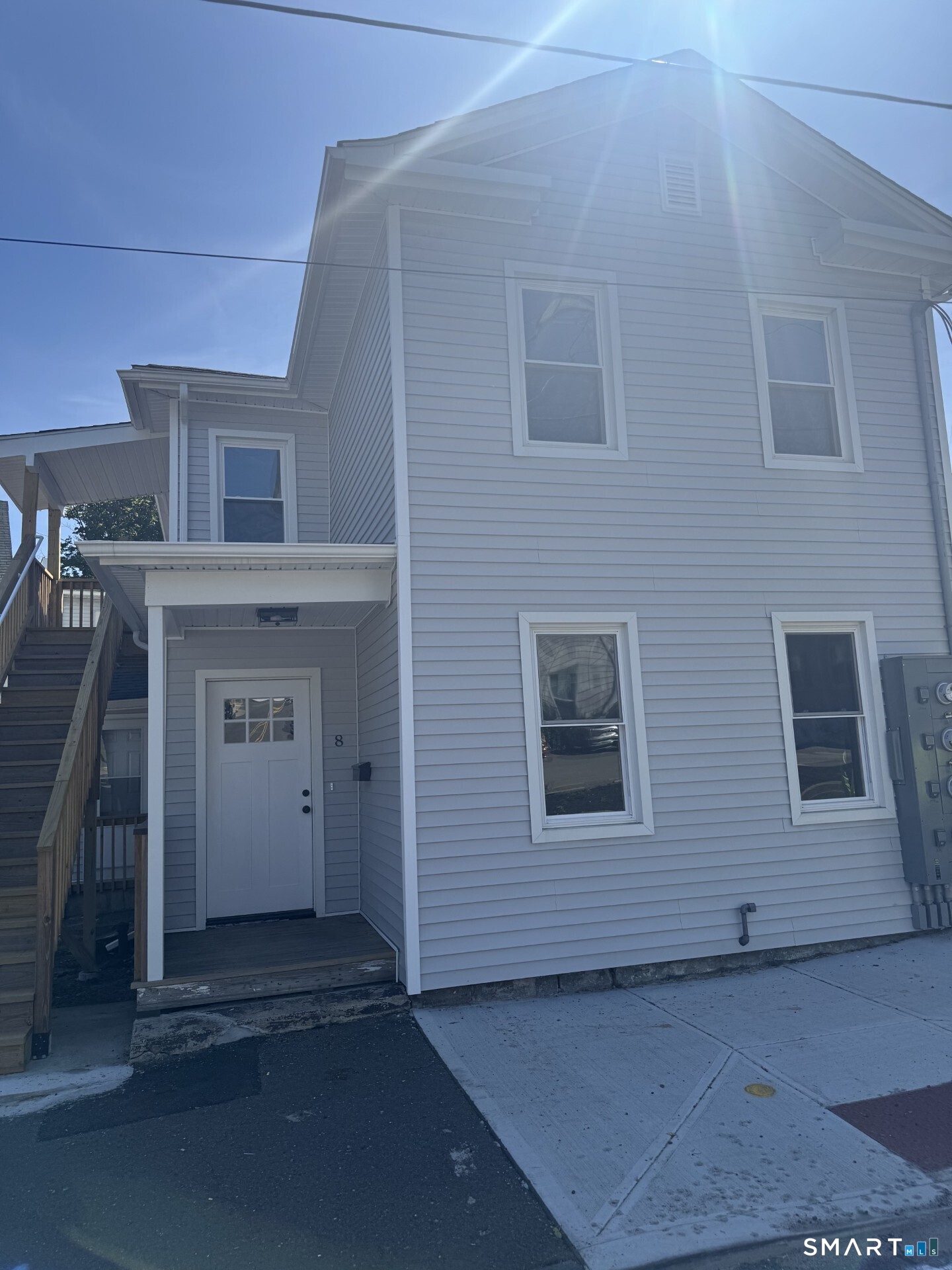 8 Bridgeport Avenue Property Photo 9