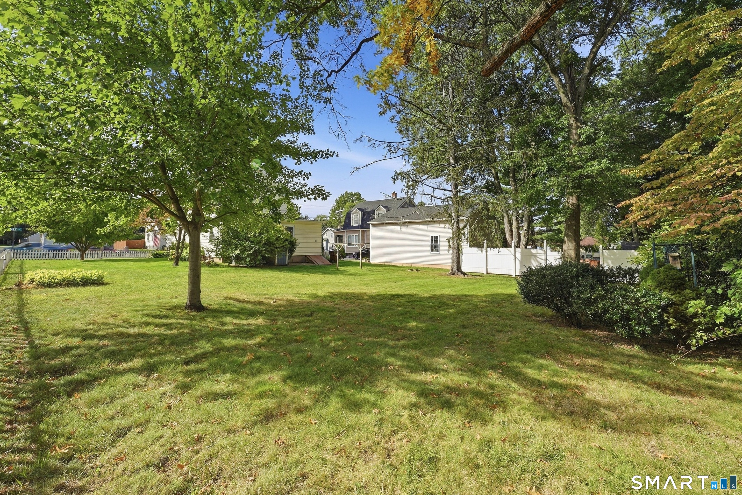 296 Nott Street Property Photo 23