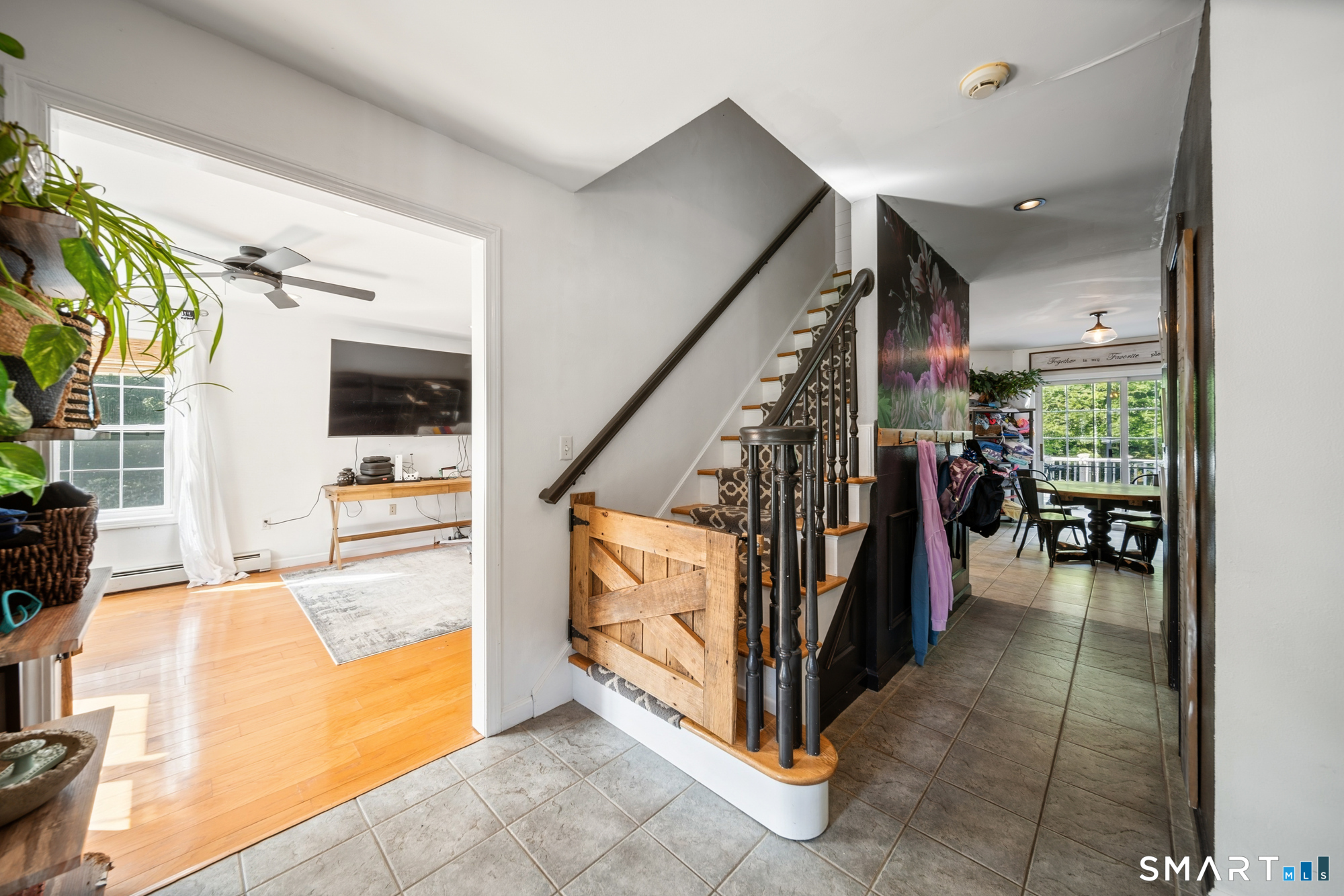 2 Quail Hollow Court Property Photo 5