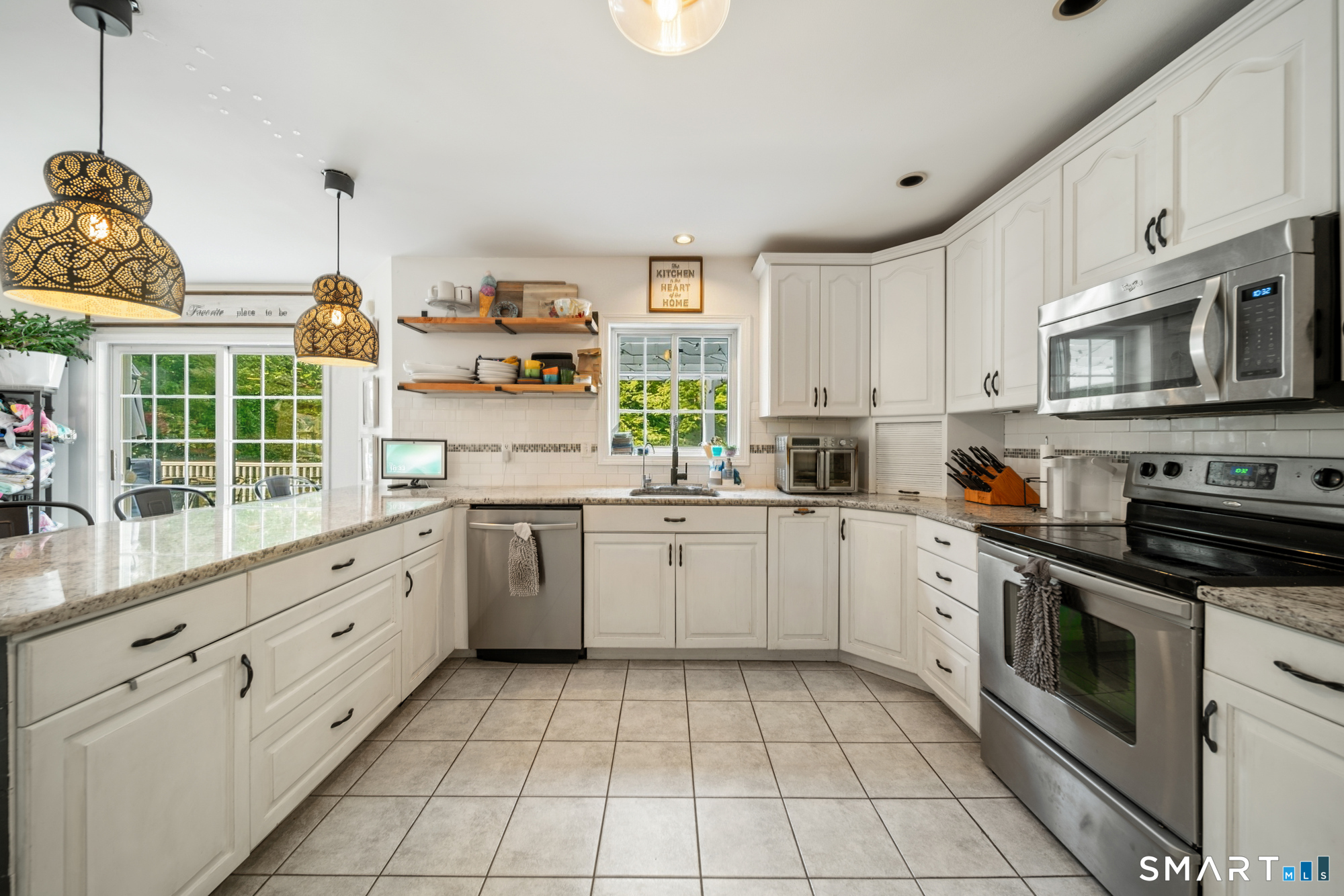 2 Quail Hollow Court Property Photo 12