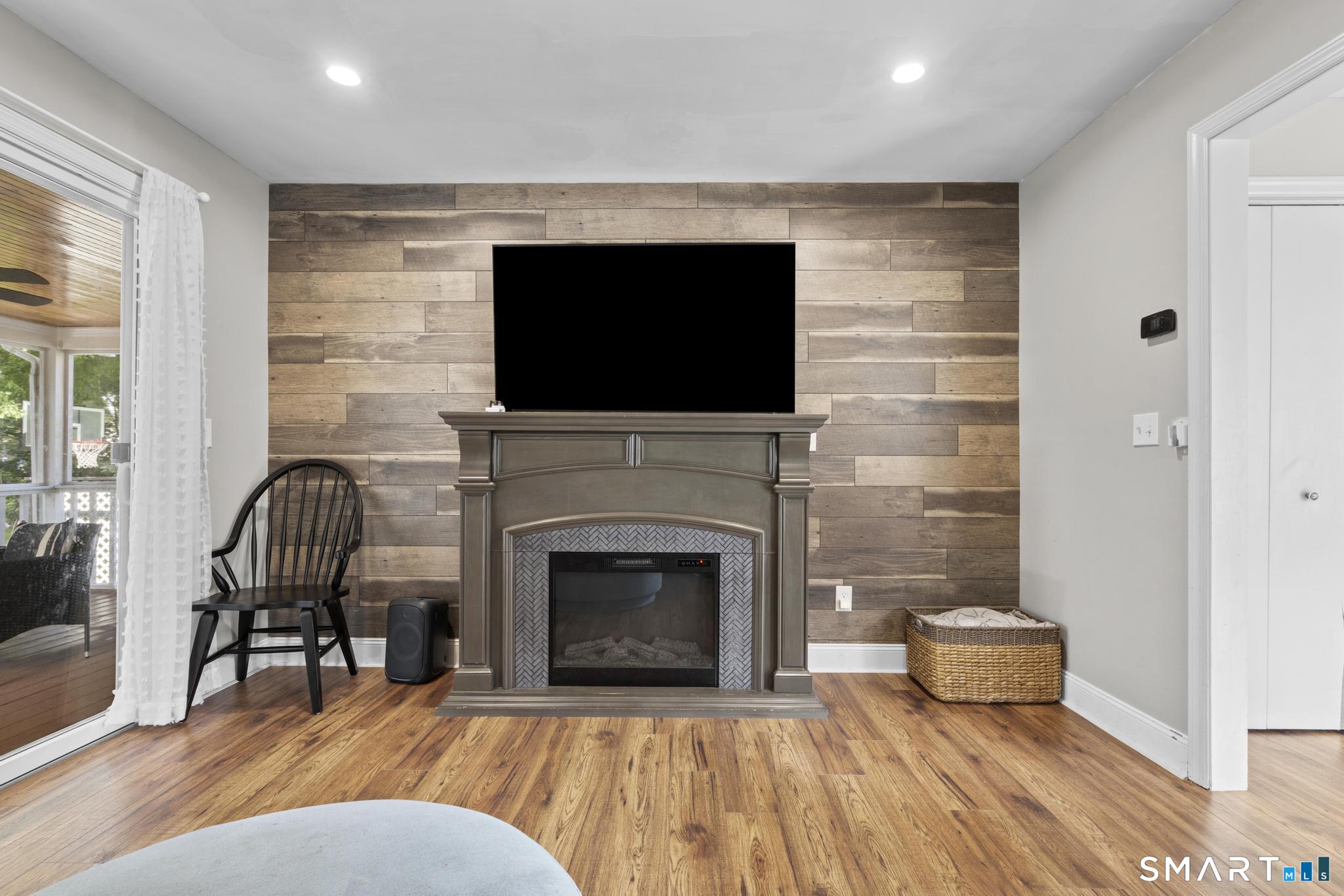 1250 Hillside Avenue Property Photo 10