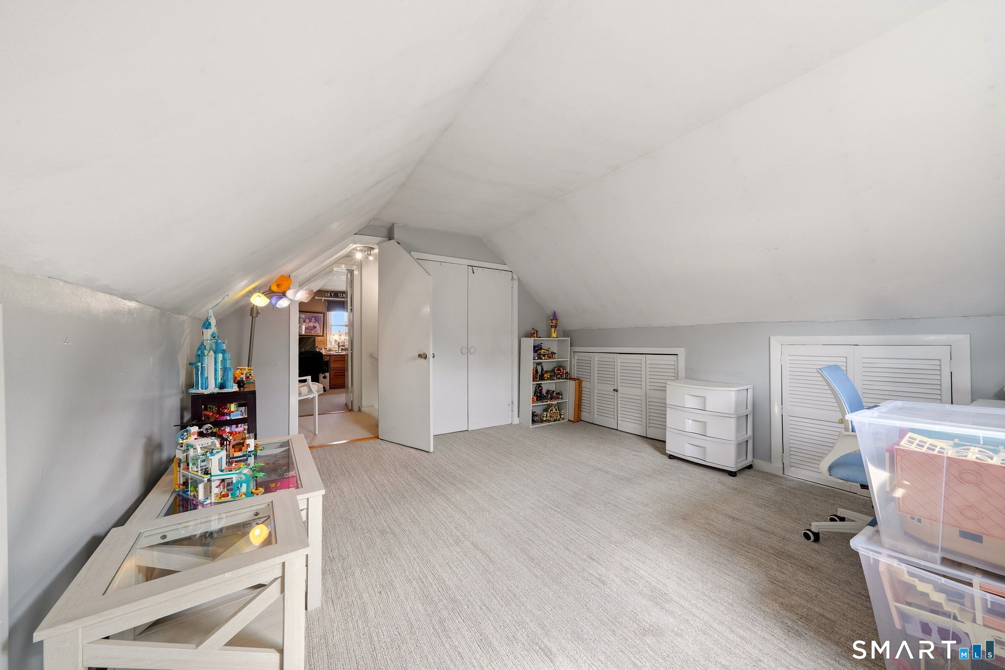 61 Scribner Avenue Property Photo 16