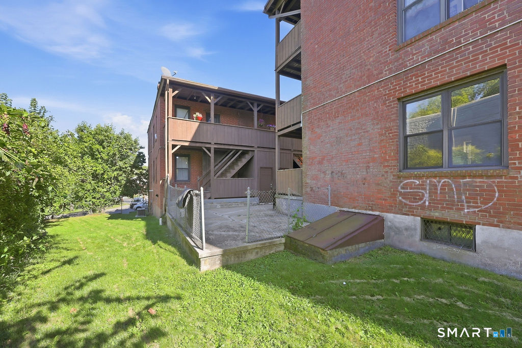 61 Main East Street Property Photo 20