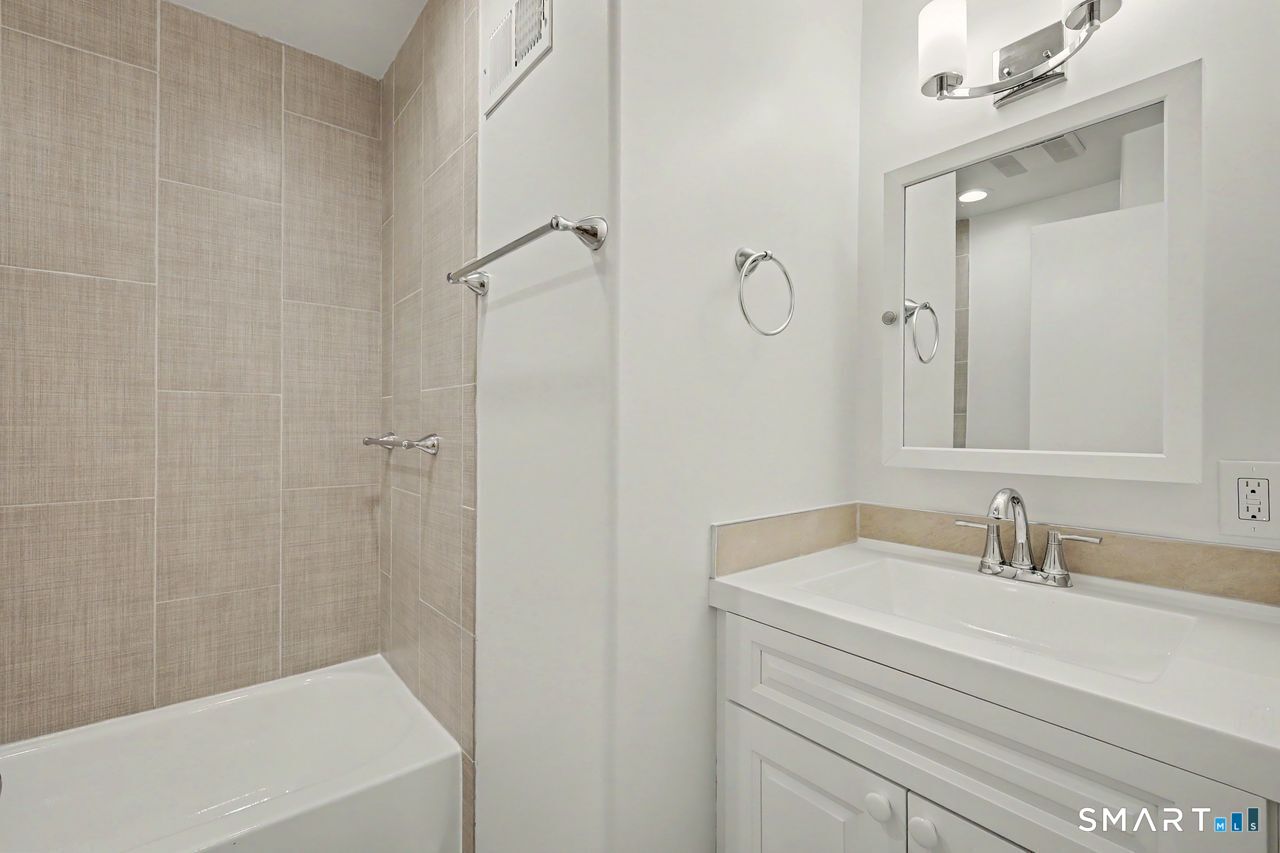 102 Valley 20 Road Property Photo 17