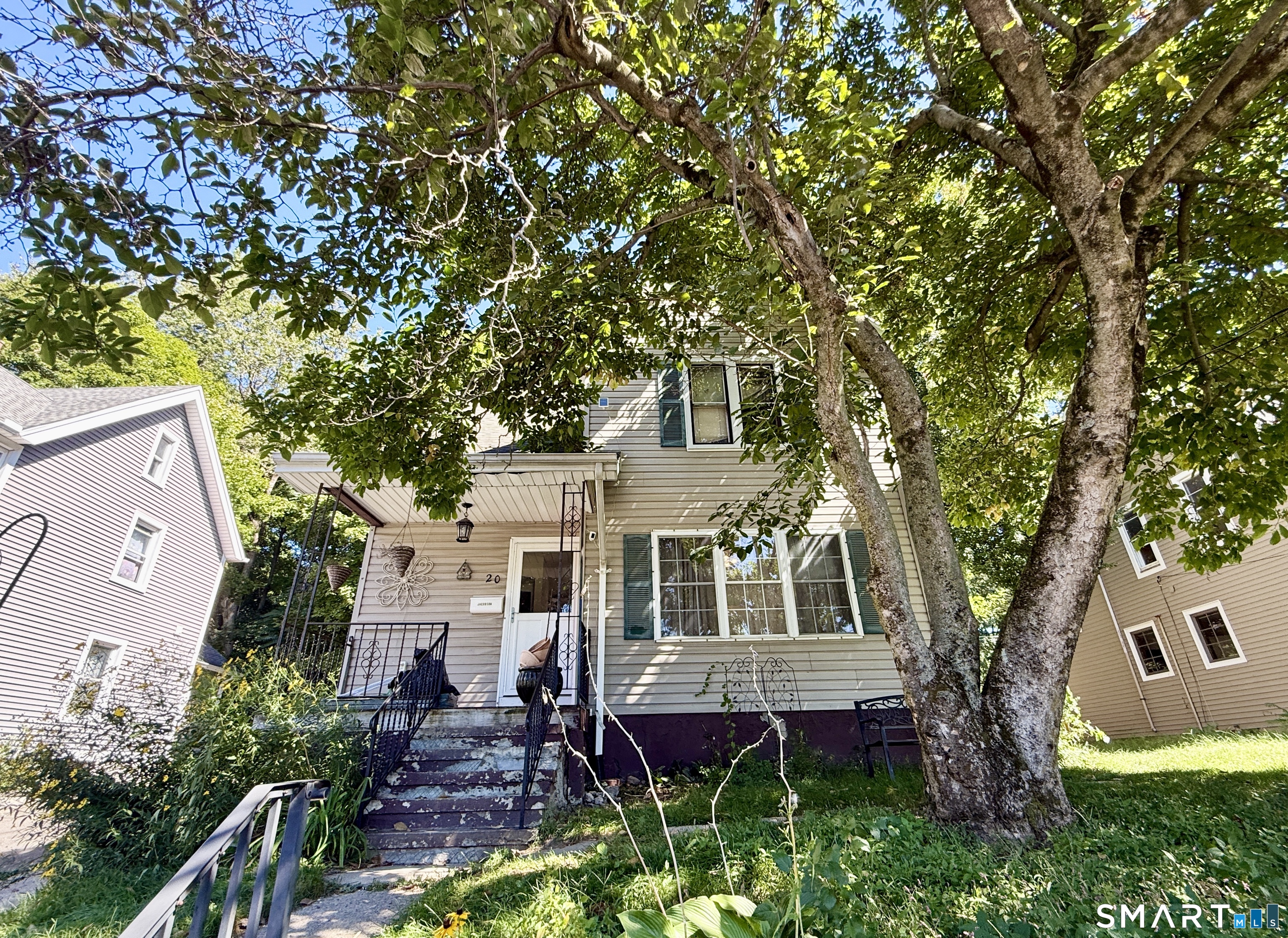 20 Terrace Avenue Property Photo 1