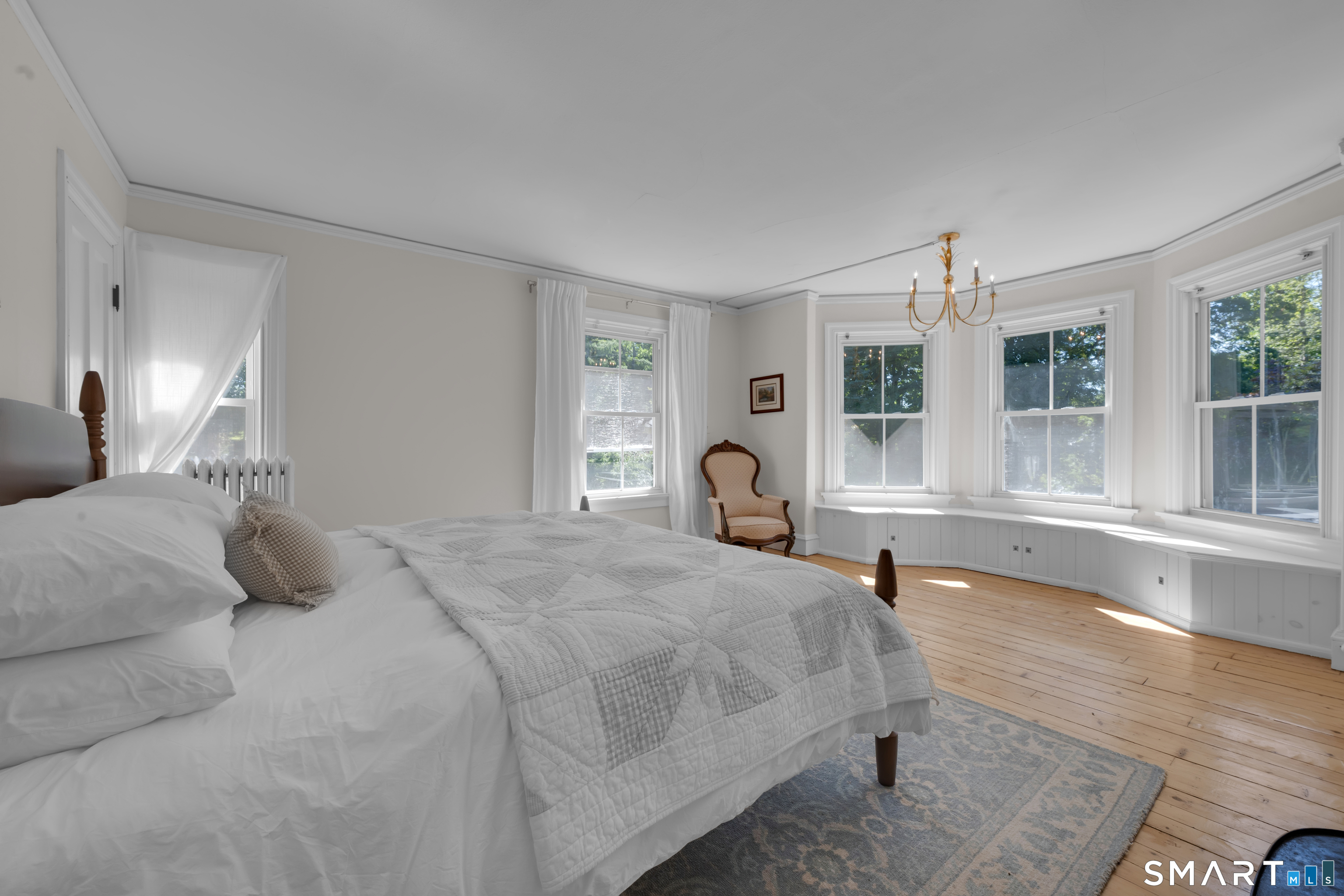 354 Pomfret Street Property Photo 30