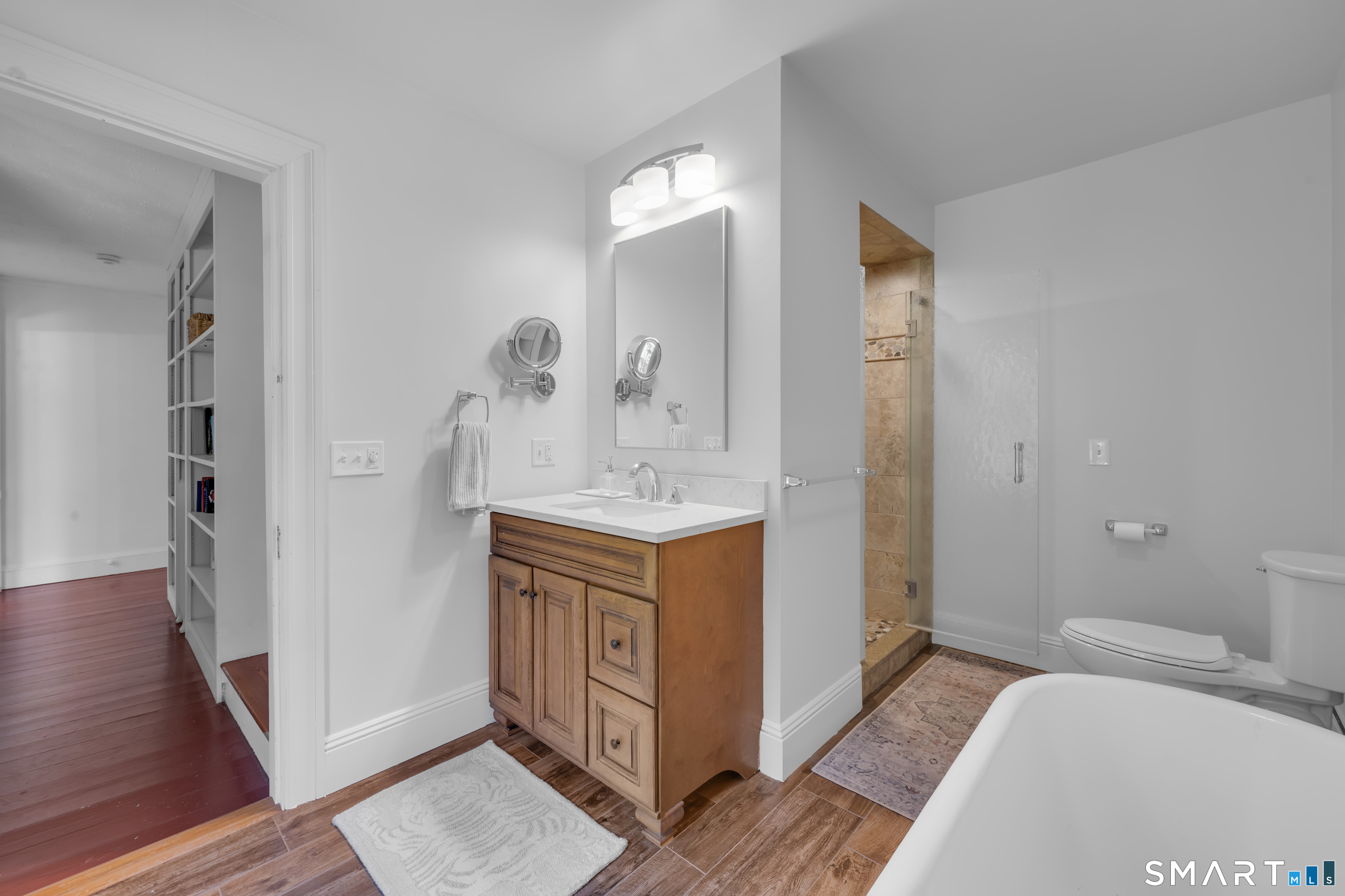 354 Pomfret Street Property Photo 36