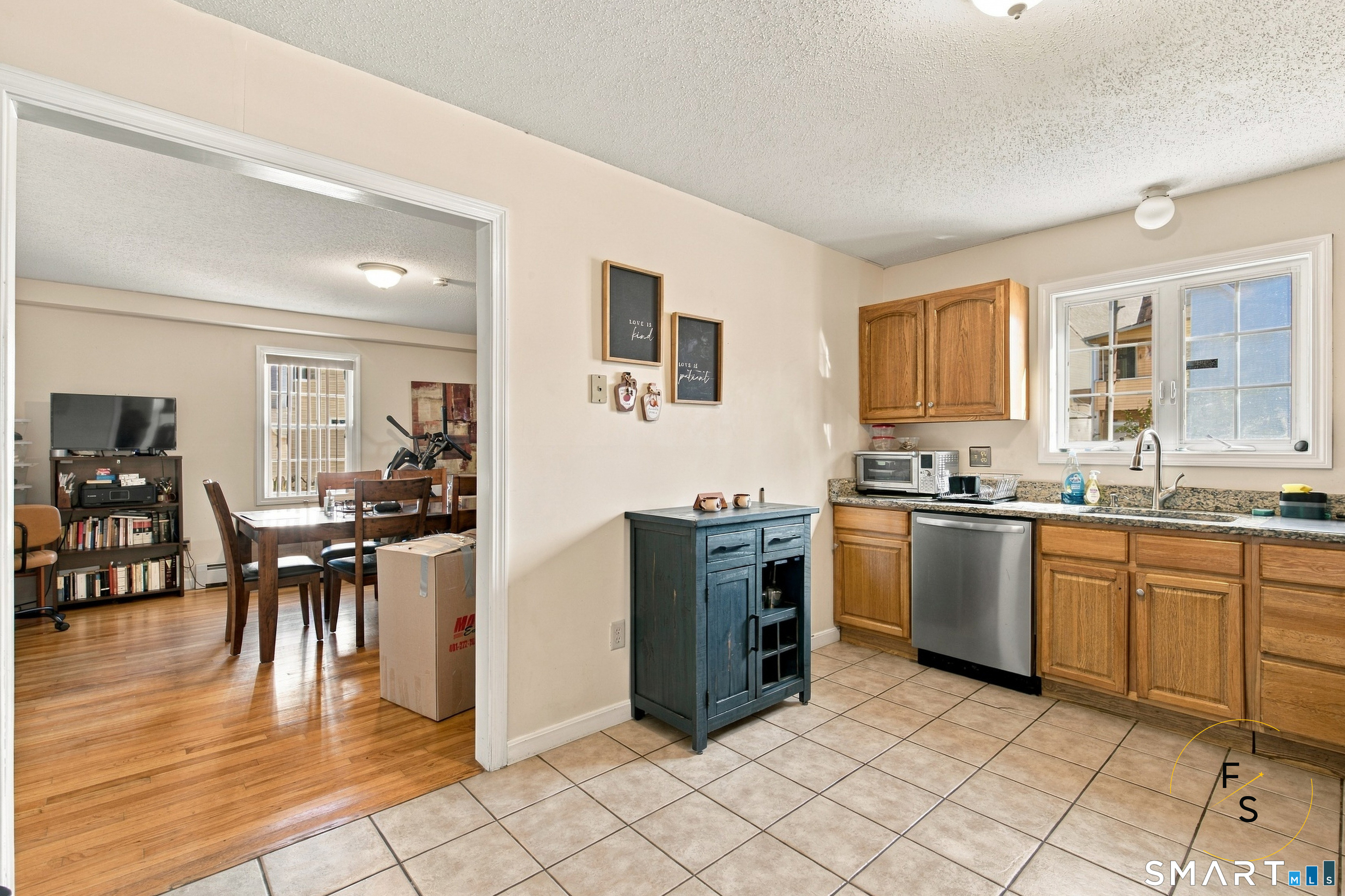 85 Brown Street Property Photo 12